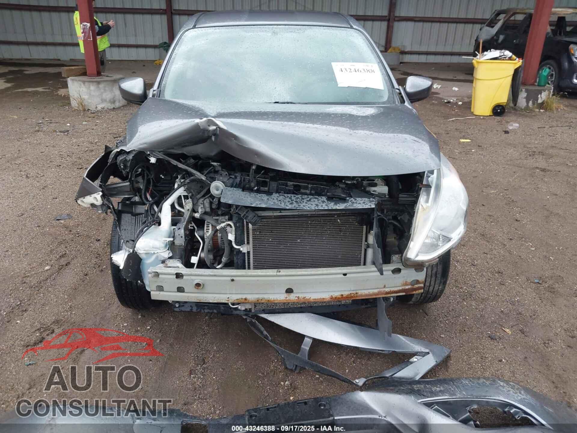 NISSAN VERSA 2017 - 3N1CN7AP3HL804944