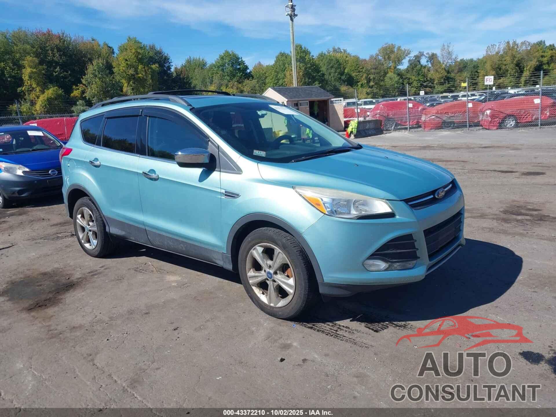 FORD ESCAPE 2013 - 1FMCU9G92DUB68114