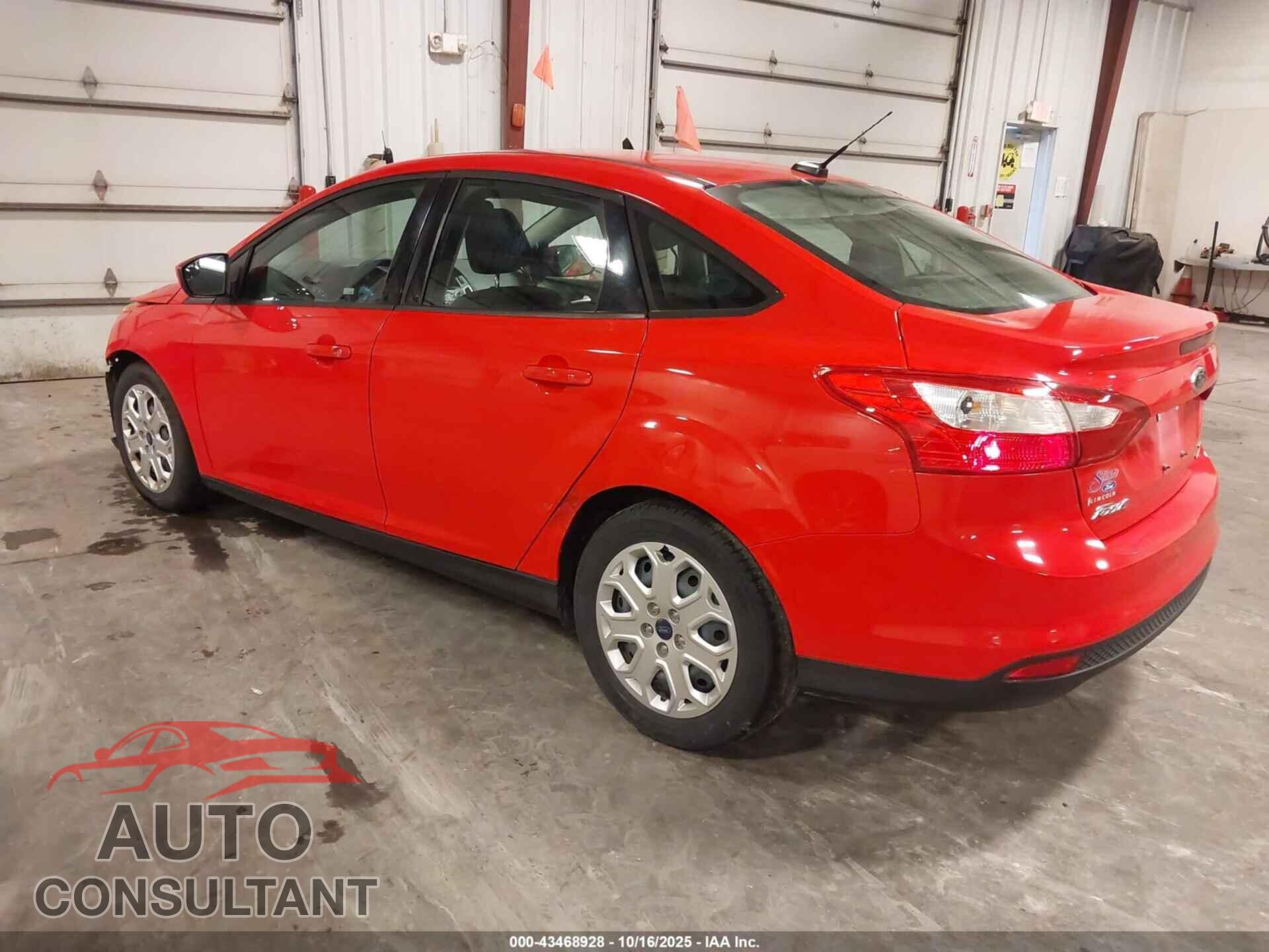 FORD FOCUS 2012 - 1FAHP3F21CL378975