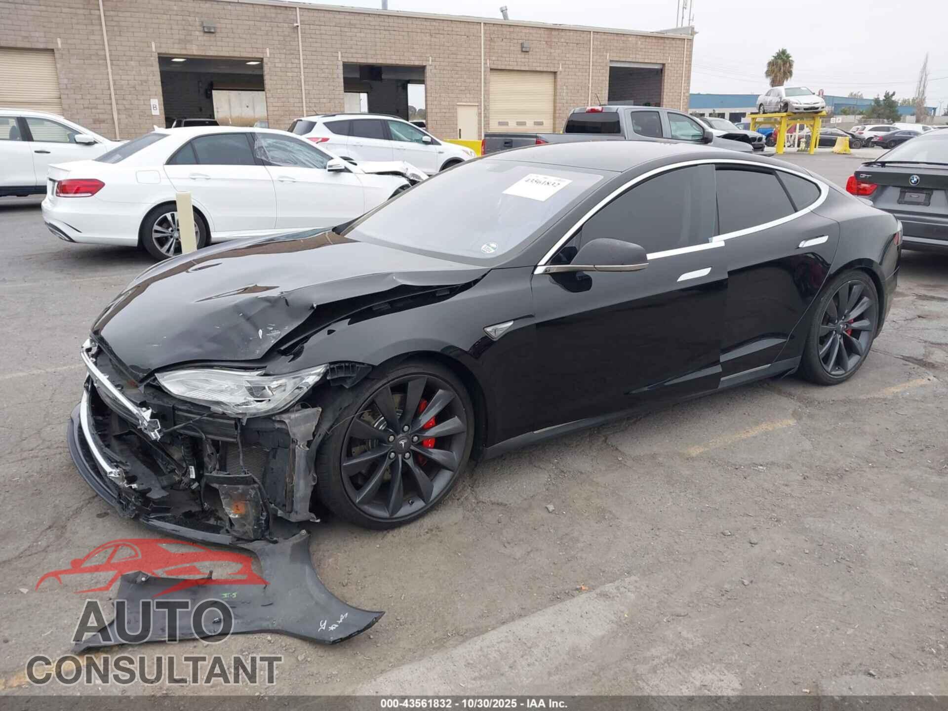TESLA MODEL S 2014 - 5YJSA1H12EFP40005