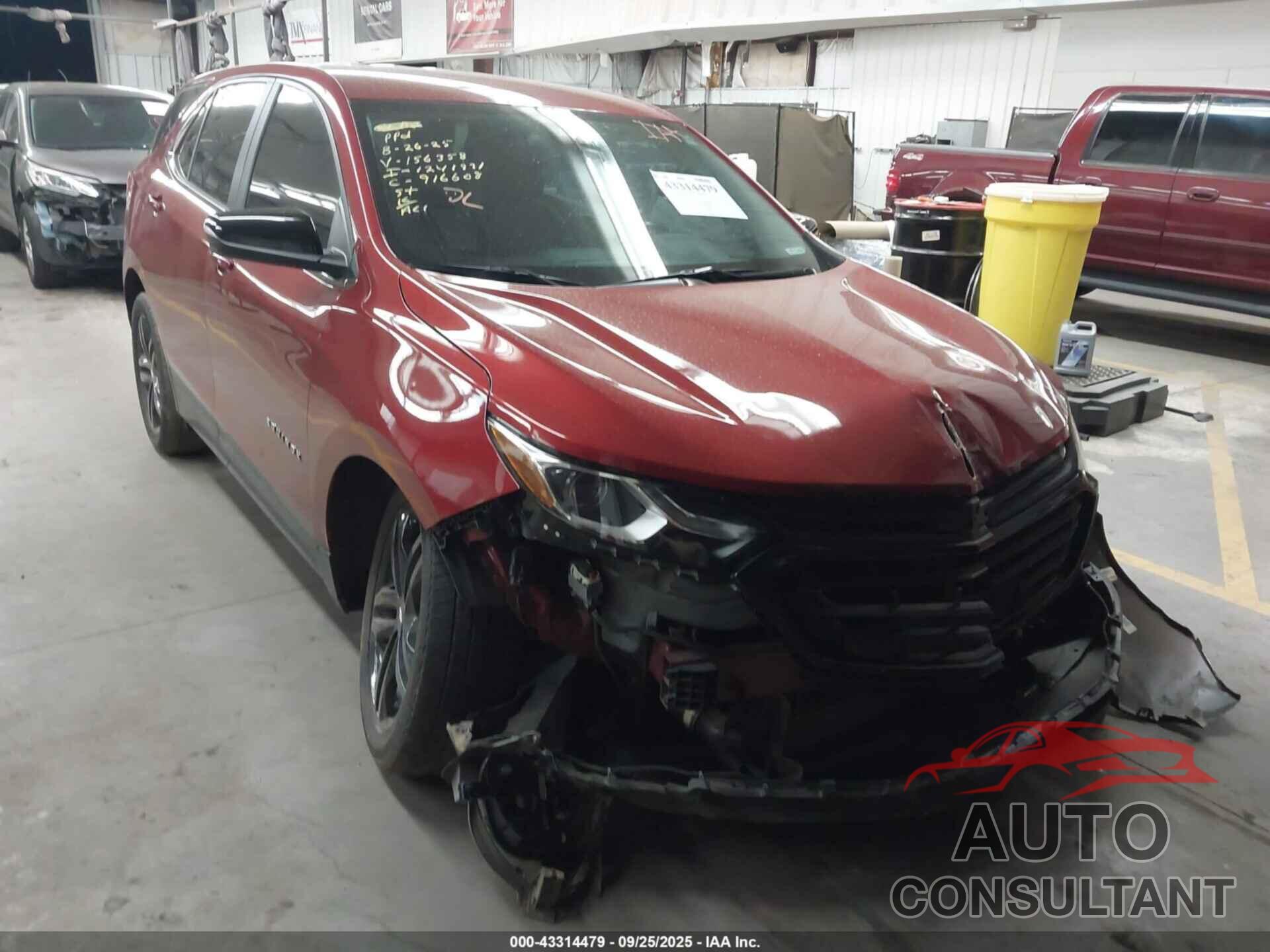 CHEVROLET EQUINOX 2021 - 2GNAXUEV9M6156358