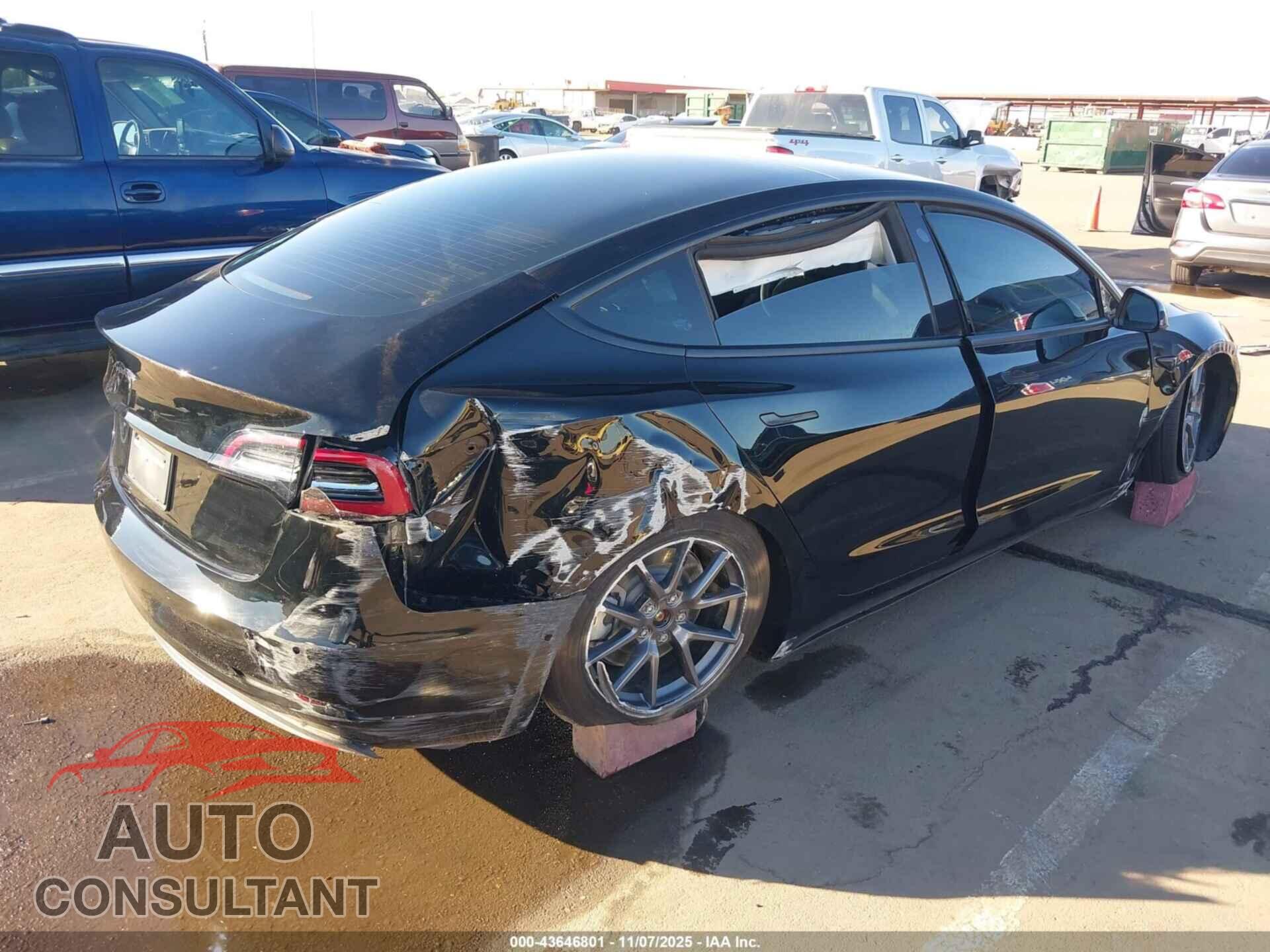 TESLA MODEL 3 2021 - 5YJ3E1EA8MF930242