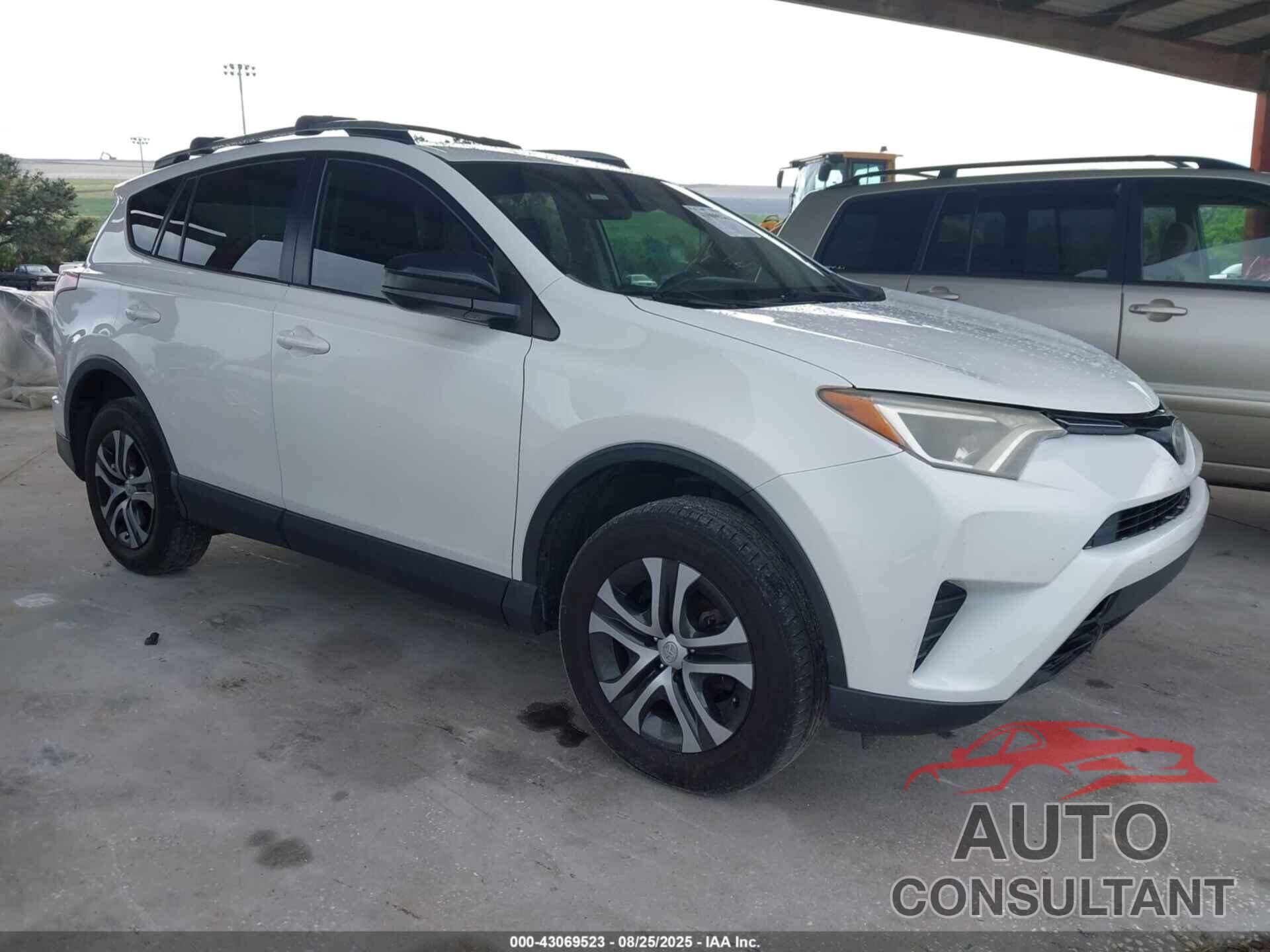 TOYOTA RAV4 2018 - JTMZFREV7JJ174125