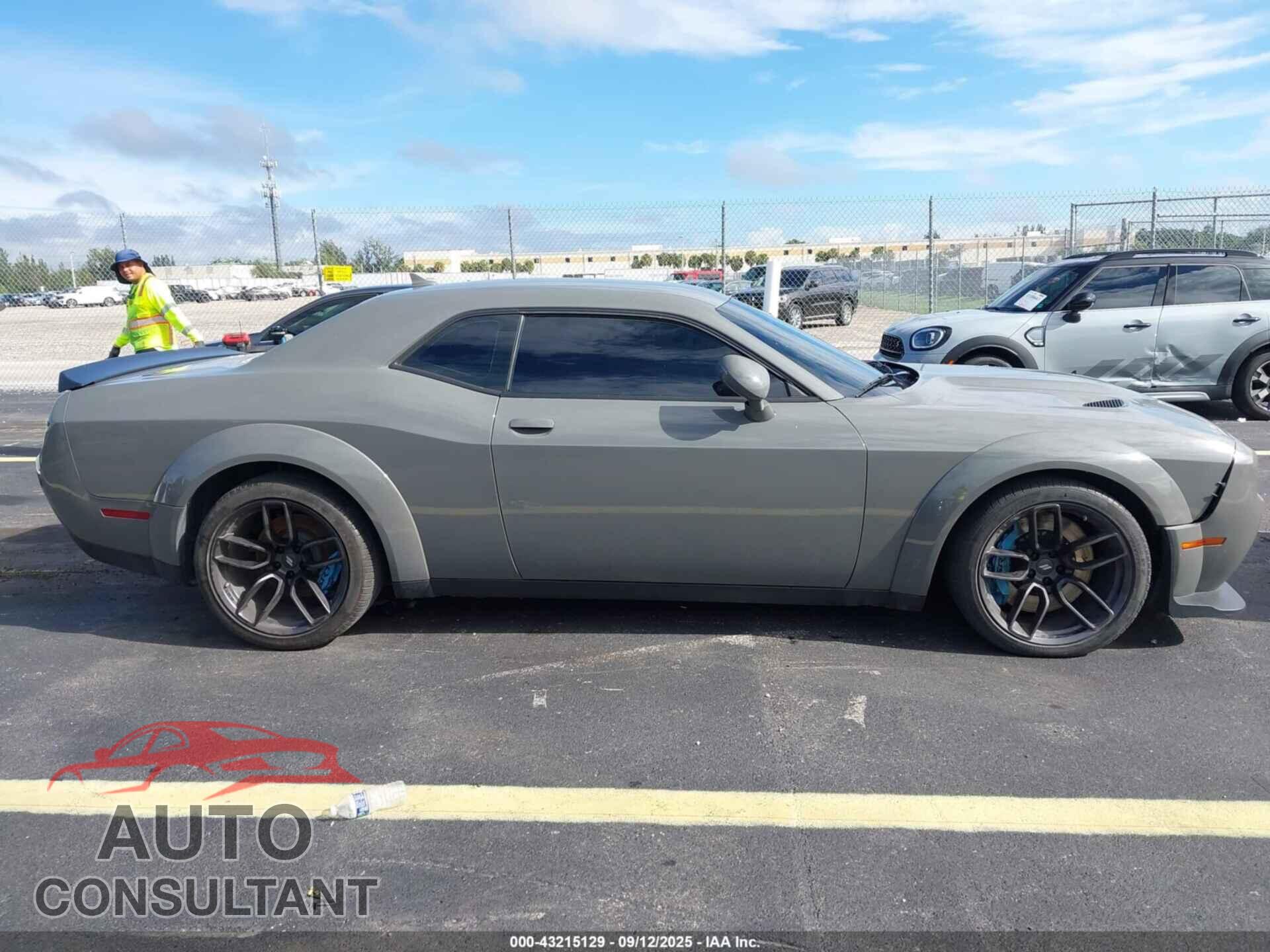 DODGE CHALLENGER 2023 - 2C3CDZFJ9PH694557