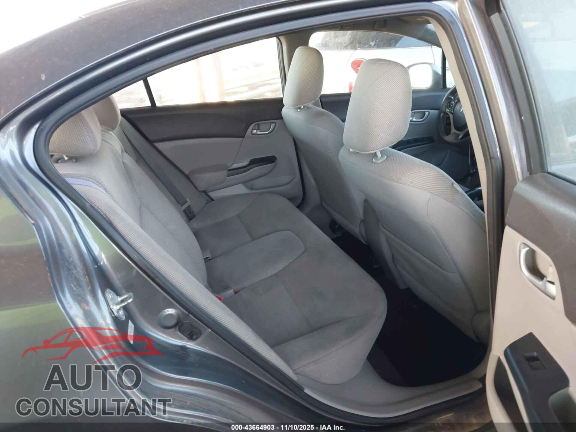 HONDA CIVIC 2012 - 2HGFB2F50CH308208