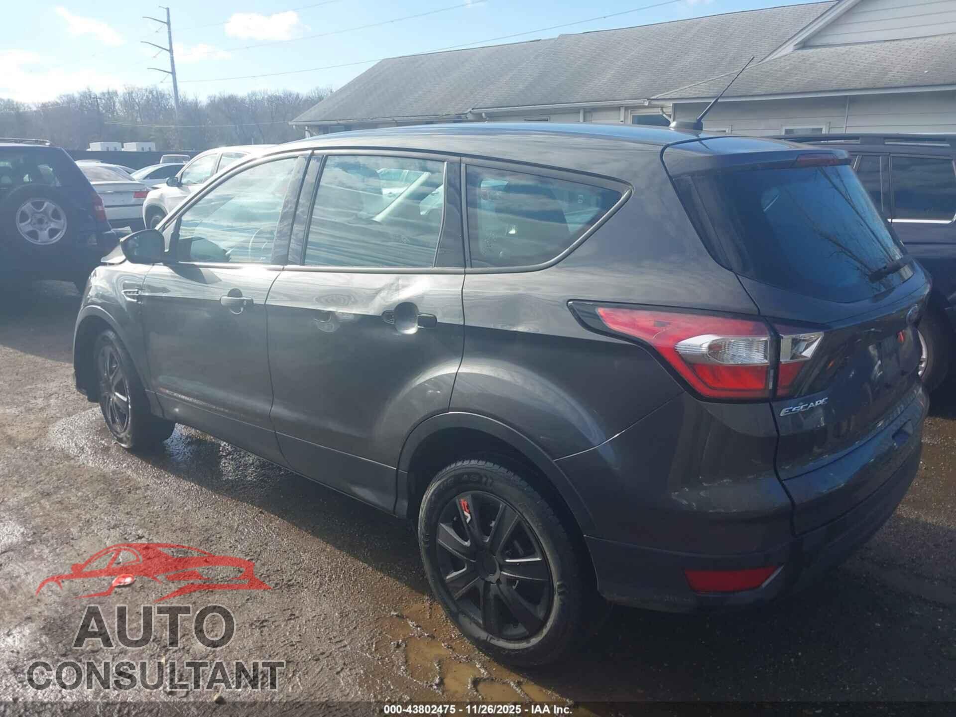 FORD ESCAPE 2017 - 1FMCU0F7XHUC73677