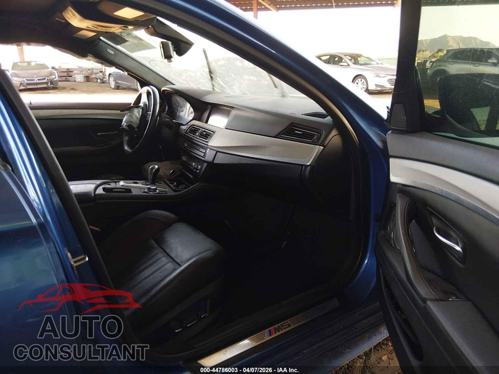BMW M5 2013 - WBSFV9C55DC772577
