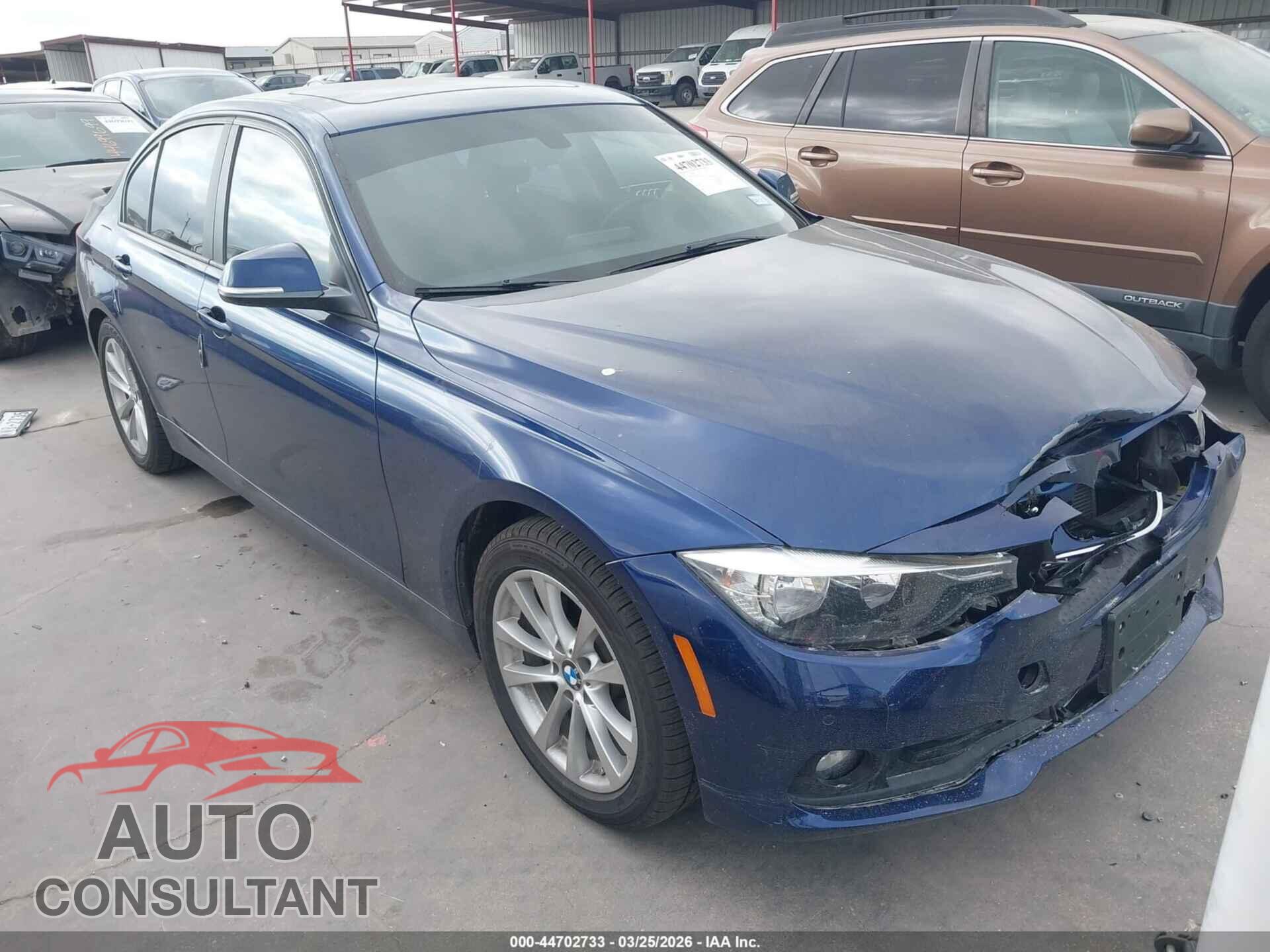BMW 320I 2017 - WBA8E1G30HNU18306
