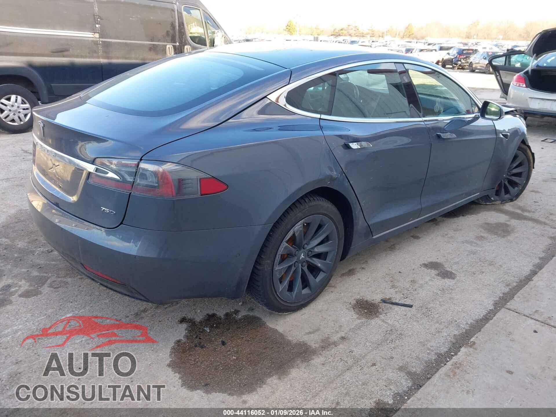 TESLA MODEL S 2018 - 5YJSA1E28JF295017