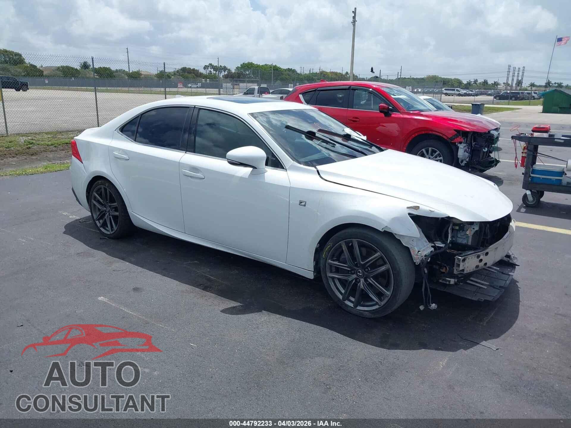 LEXUS IS 300 2019 - JTHBA1D23K5087565