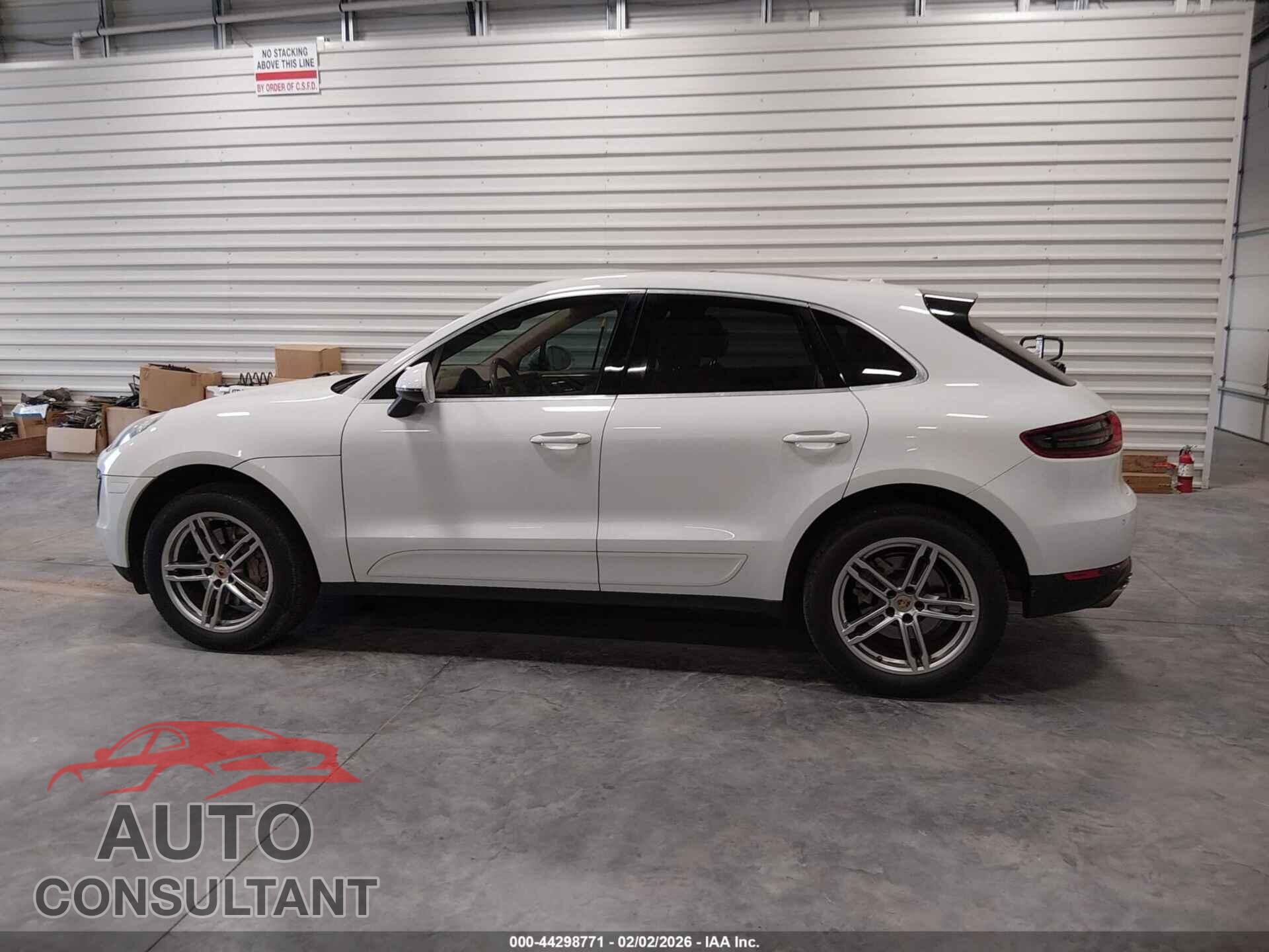 PORSCHE MACAN 2015 - WP1AB2A58FLB57009