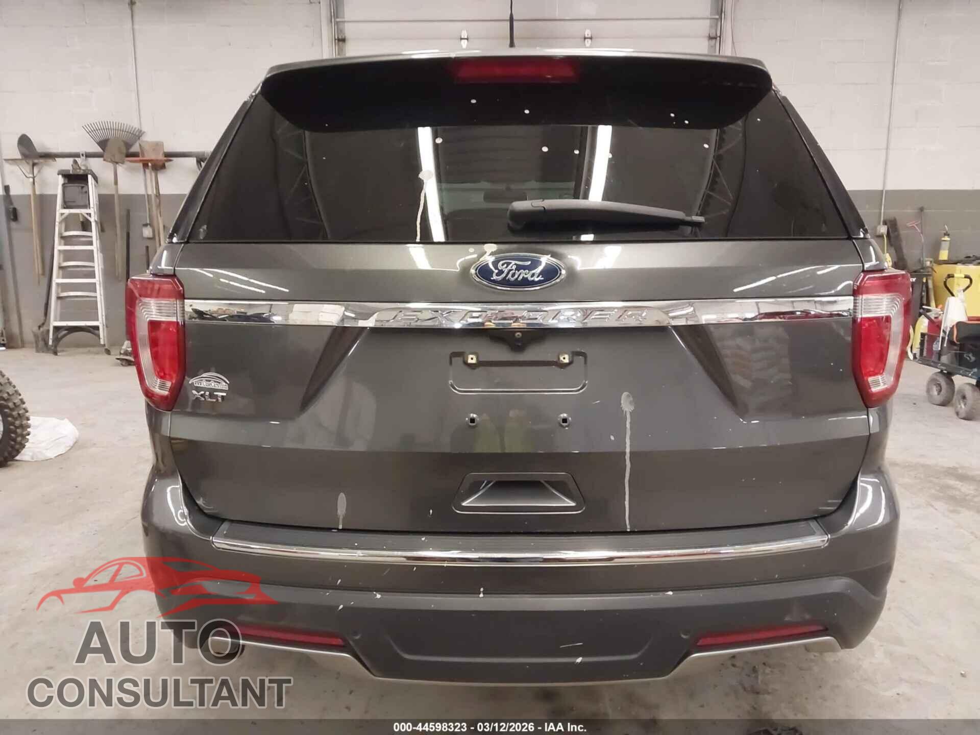FORD EXPLORER 2018 - 1FM5K7D80JGB03948