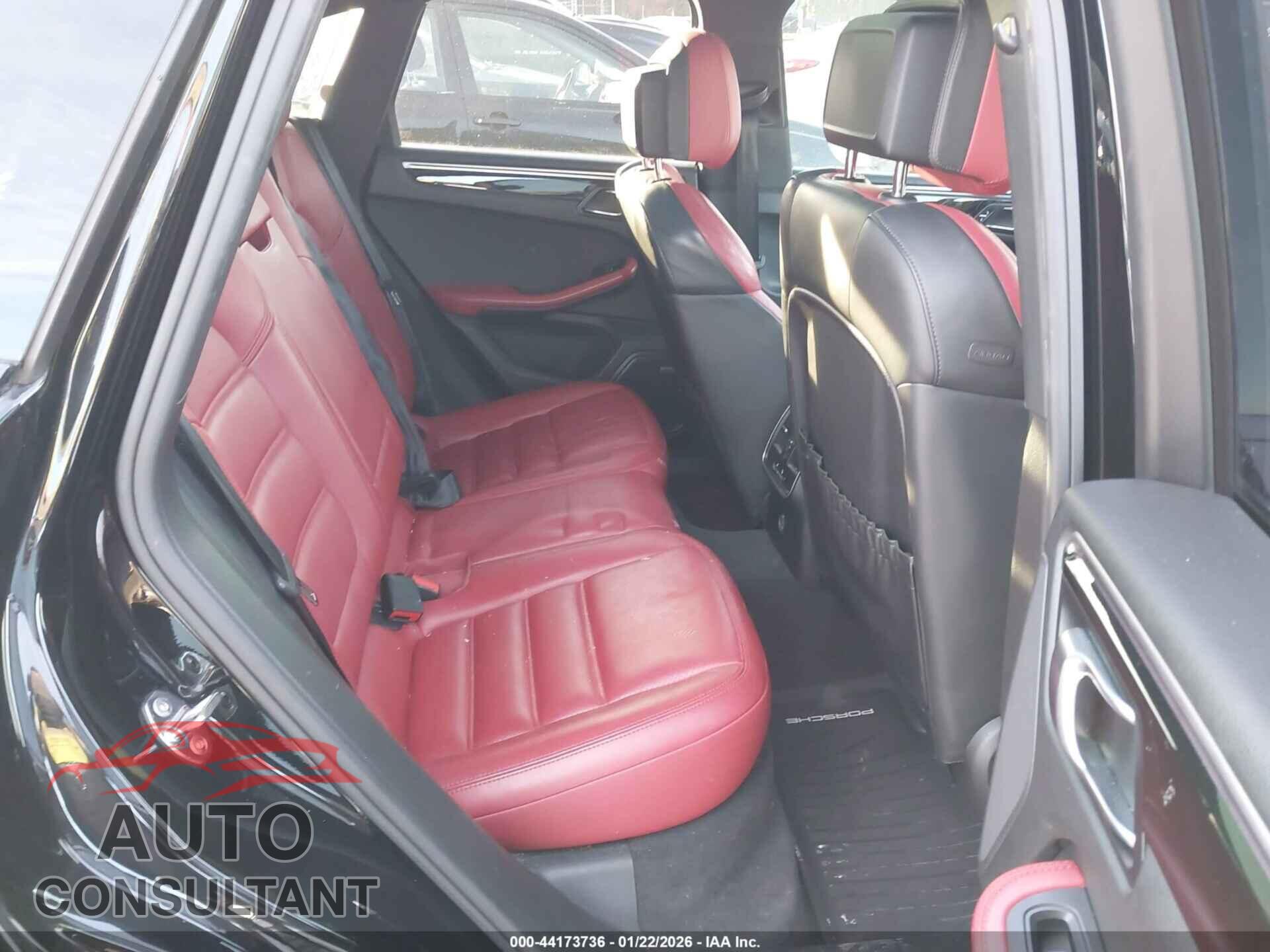 PORSCHE MACAN 2017 - WP1AG2A59HLB55872