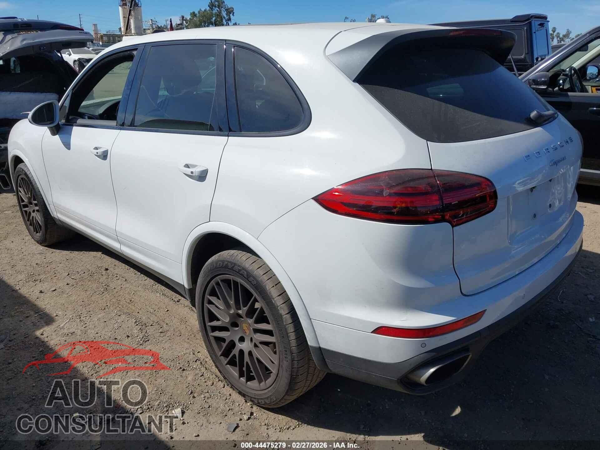 PORSCHE CAYENNE 2017 - WP1AA2A24HKA89034