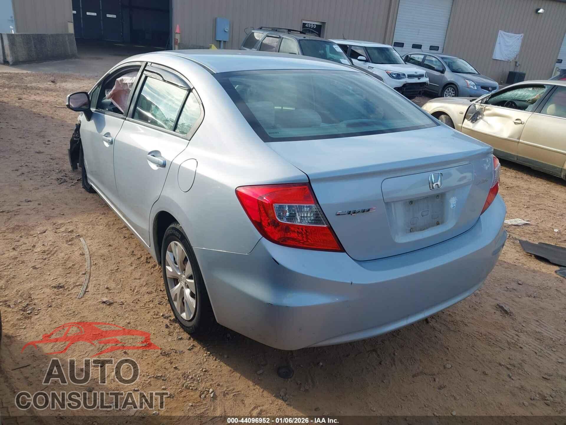 HONDA CIVIC 2012 - 2HGFB2F55CH516567