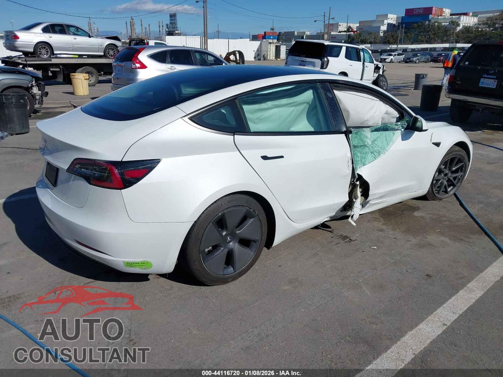 TESLA MODEL 3 2023 - 5YJ3E1EA2PF556473