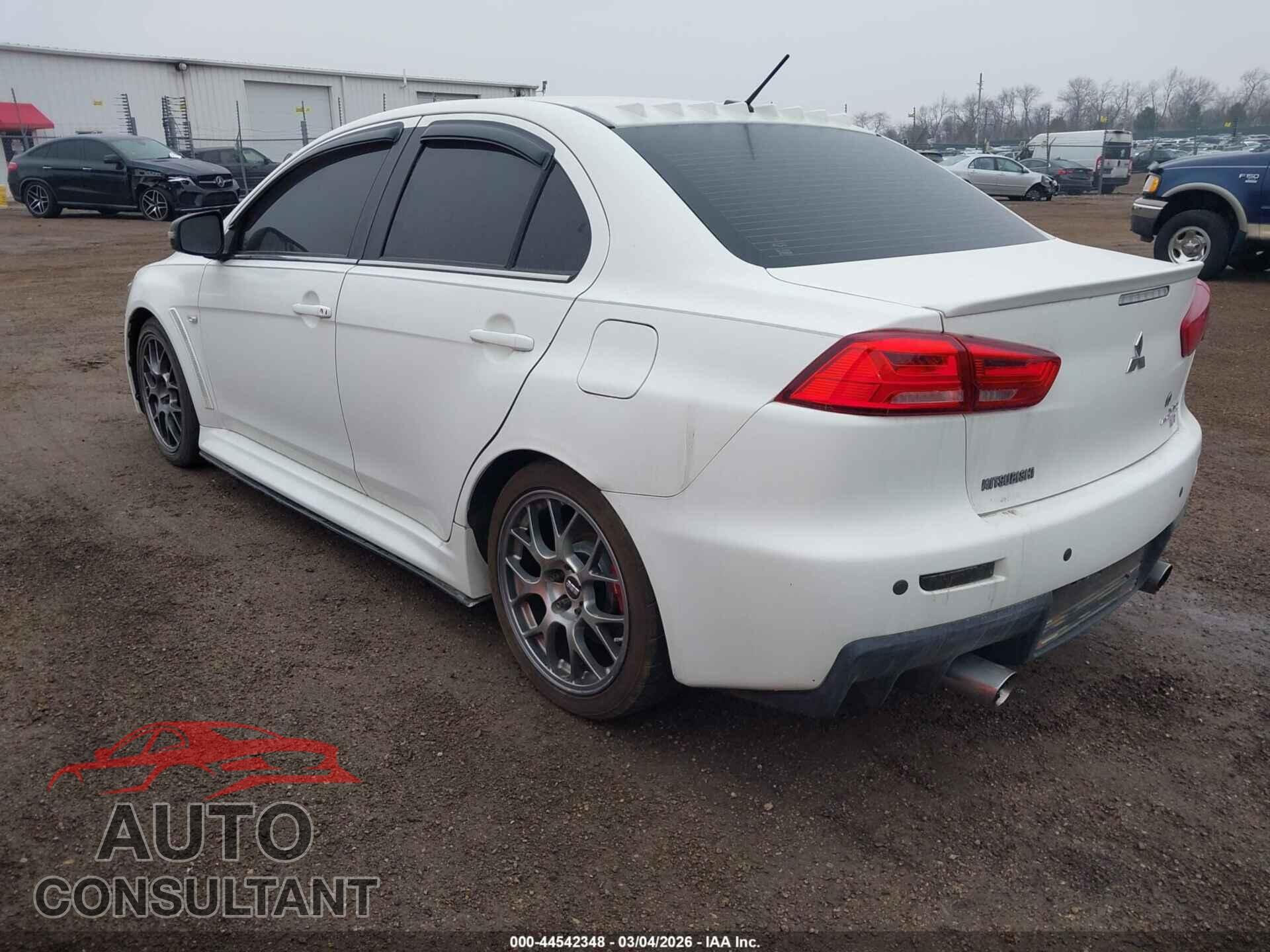 MITSUBISHI LANCER EVOLUTION 2015 - JA32W5FVXFU008646