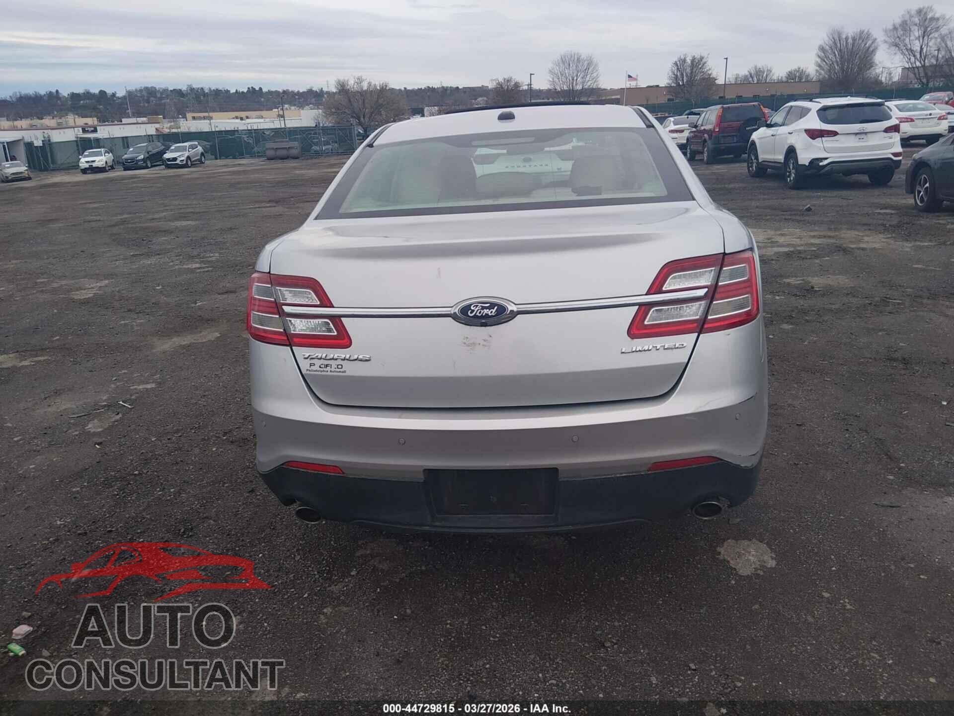 FORD TAURUS 2017 - 1FAHP2F84HG128239