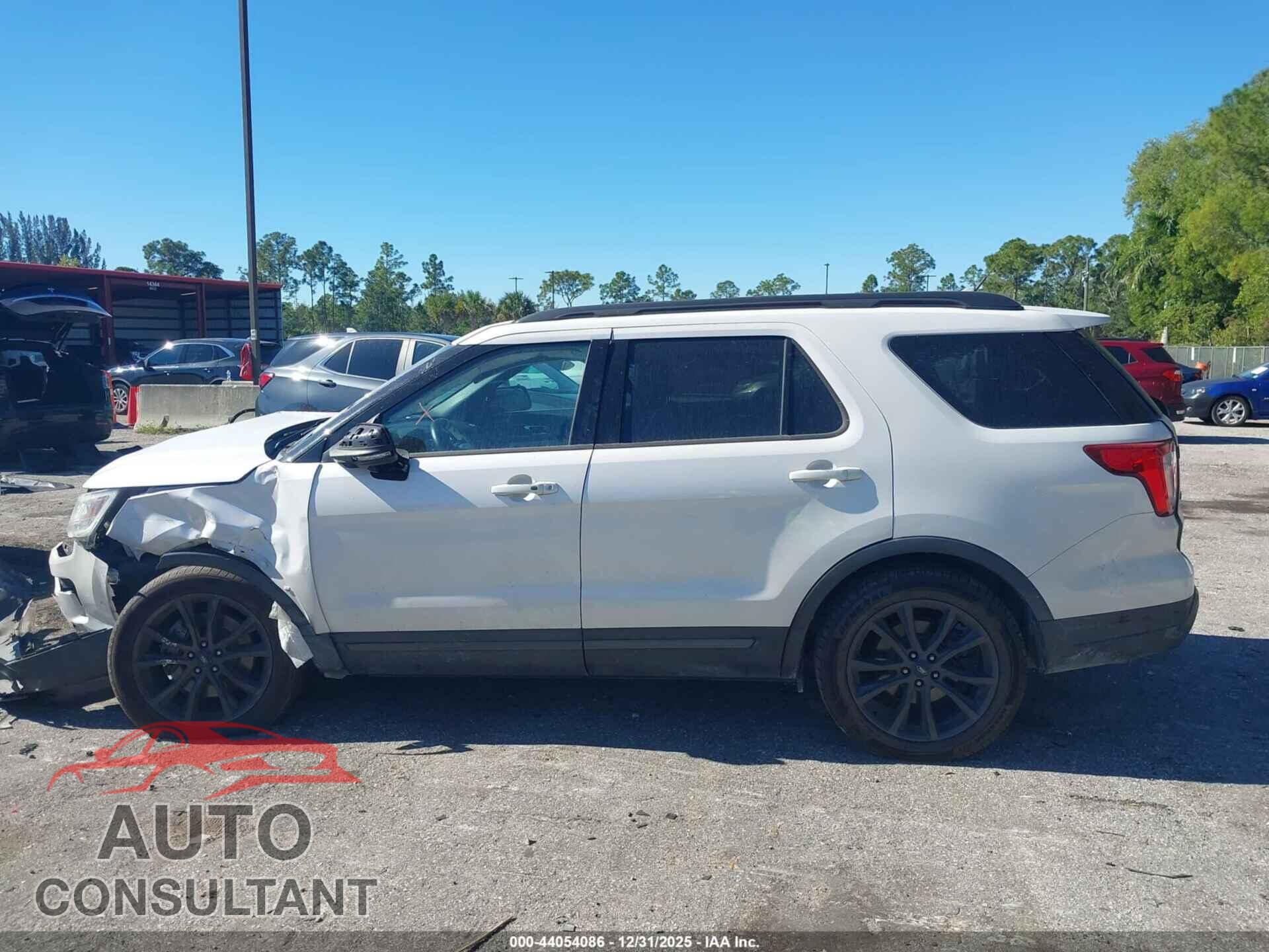 FORD EXPLORER 2018 - 1FM5K7D84JGB63408