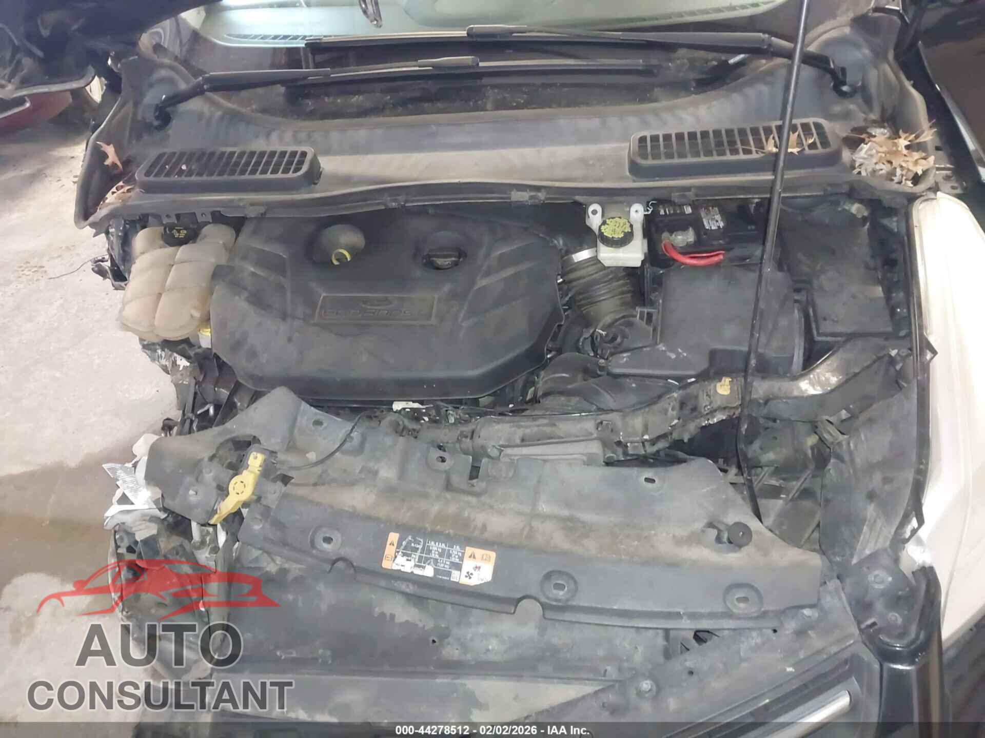 FORD ESCAPE 2015 - 1FMCU9G96FUA81299