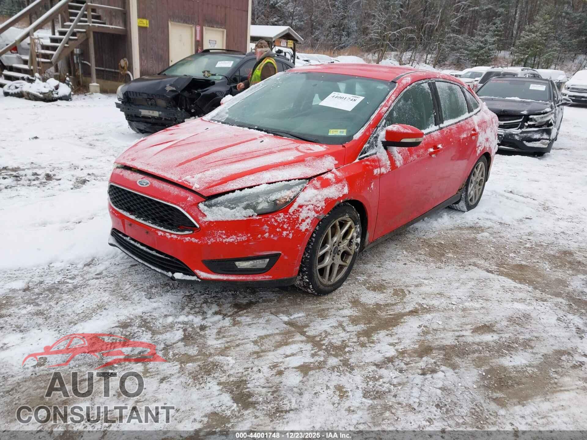 FORD FOCUS 2015 - 1FADP3F24FL338019