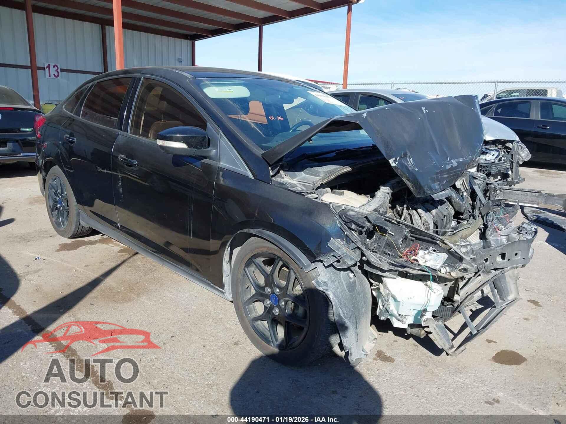 FORD FOCUS 2016 - 1FADP3F2XGL374346