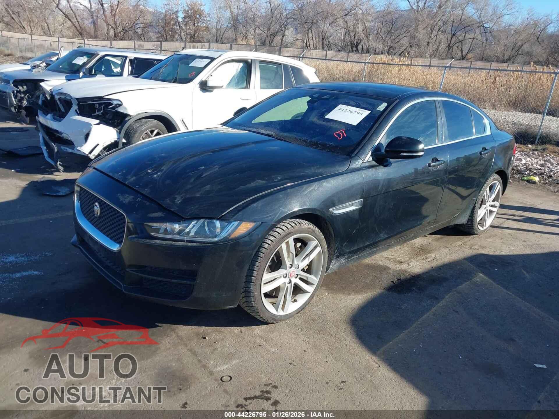 JAGUAR XE 2017 - SAJAK4BV7HA946036