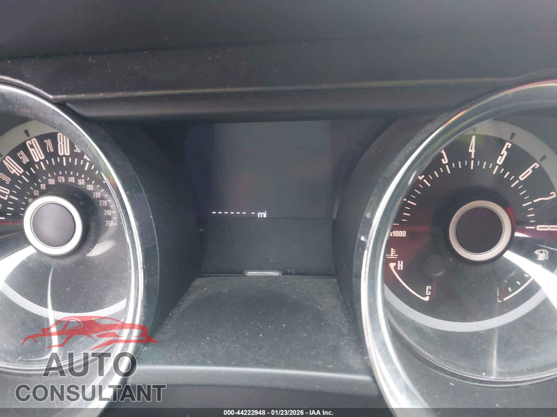FORD MUSTANG 2013 - 1ZVBP8CF6D5268334