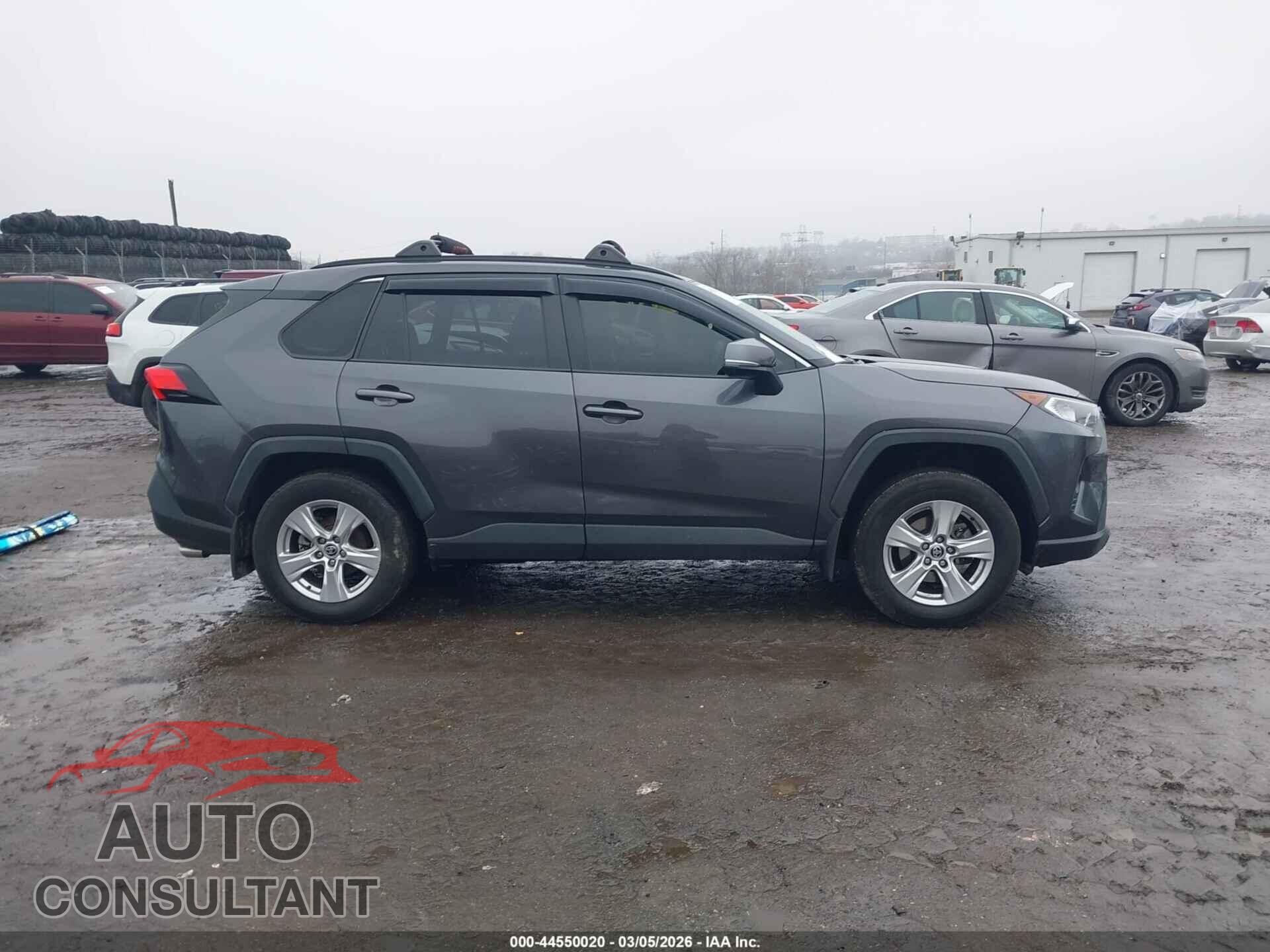 TOYOTA RAV4 2020 - JTMP1RFV8LJ028470