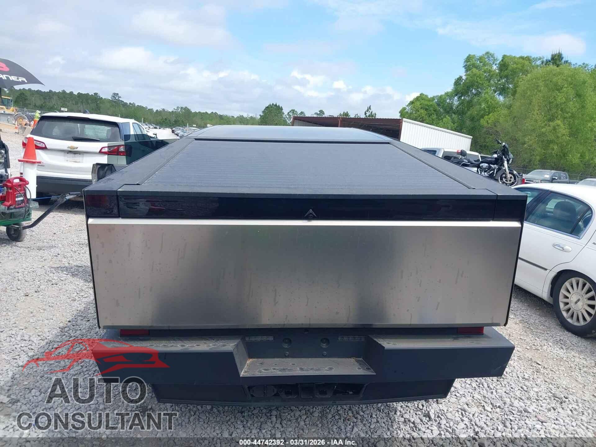 TESLA CYBERTRUCK 2026 - 7G2CEHED0TA087827