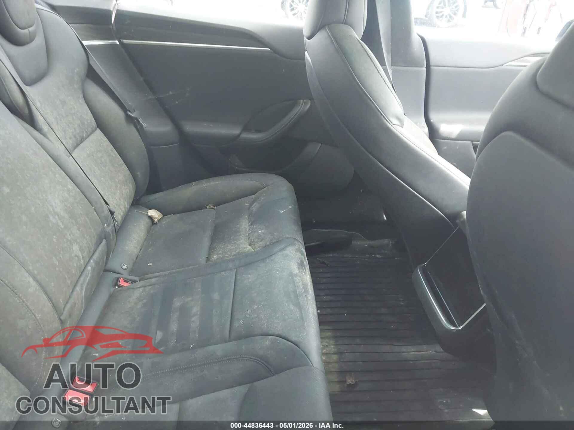 TESLA MODEL S 2022 - 5YJSA1E59NF475686