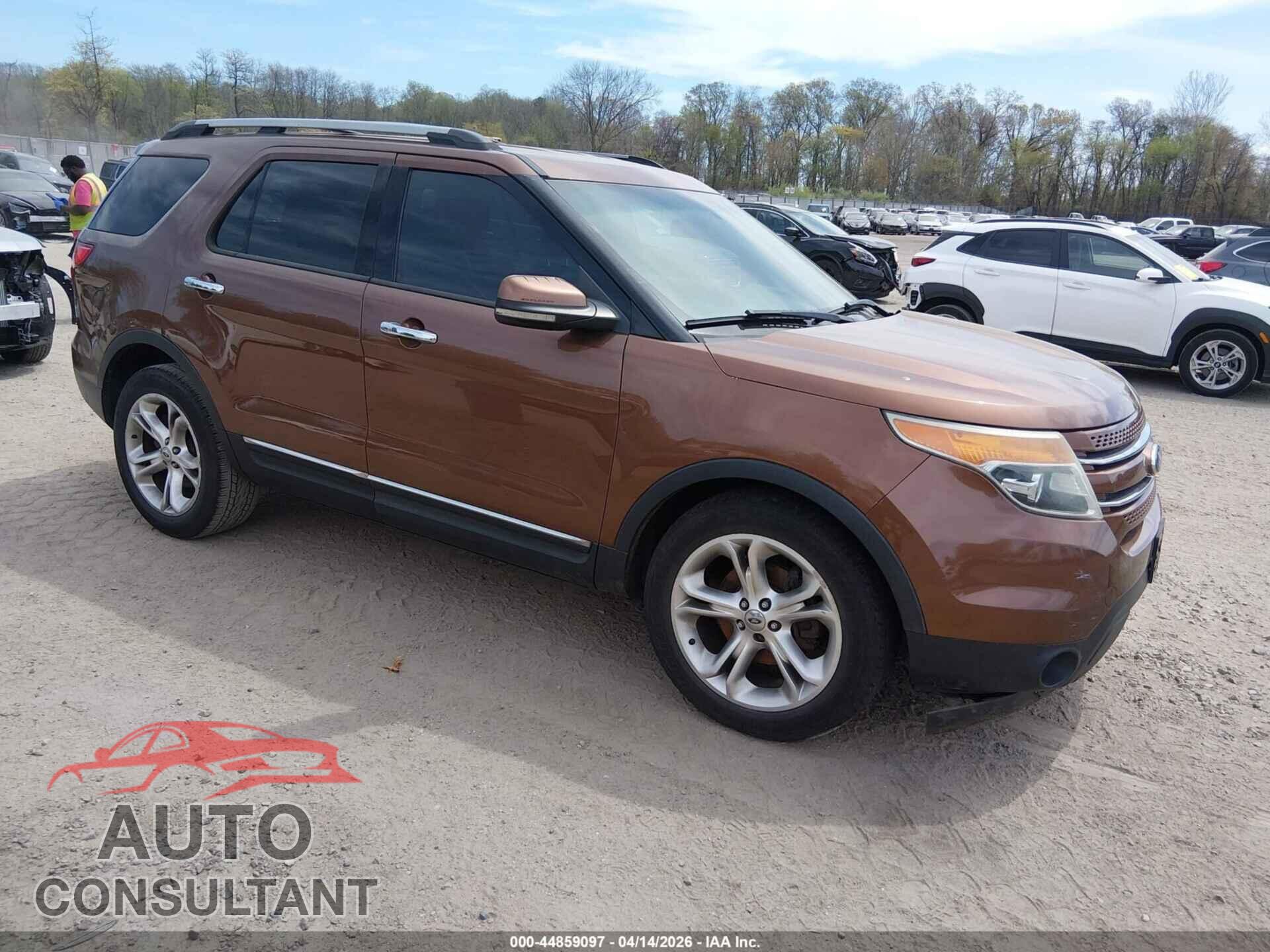 FORD EXPLORER 2011 - 1FMHK8F87BGA19143