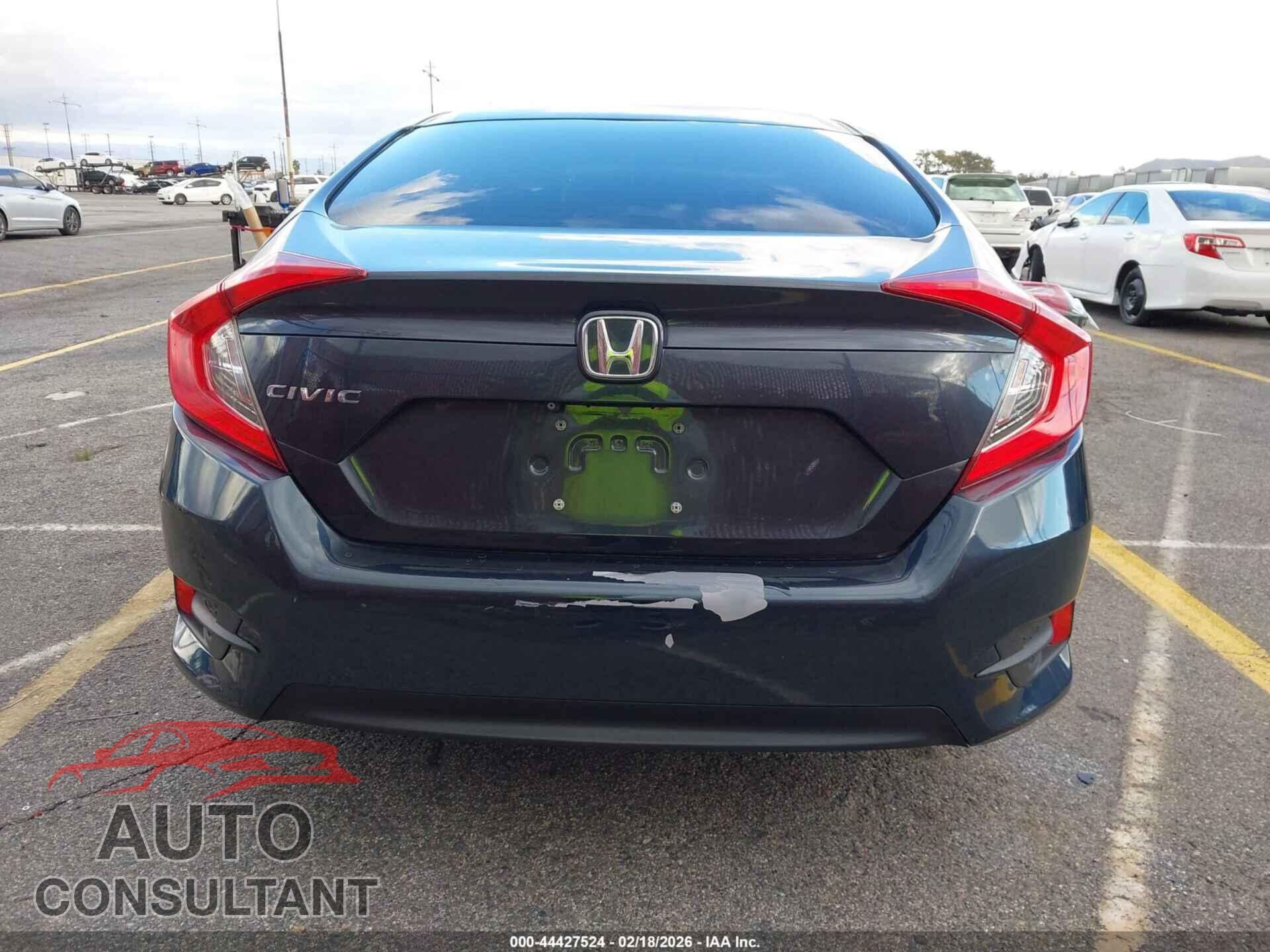 HONDA CIVIC 2017 - 19XFC2F55HE205977