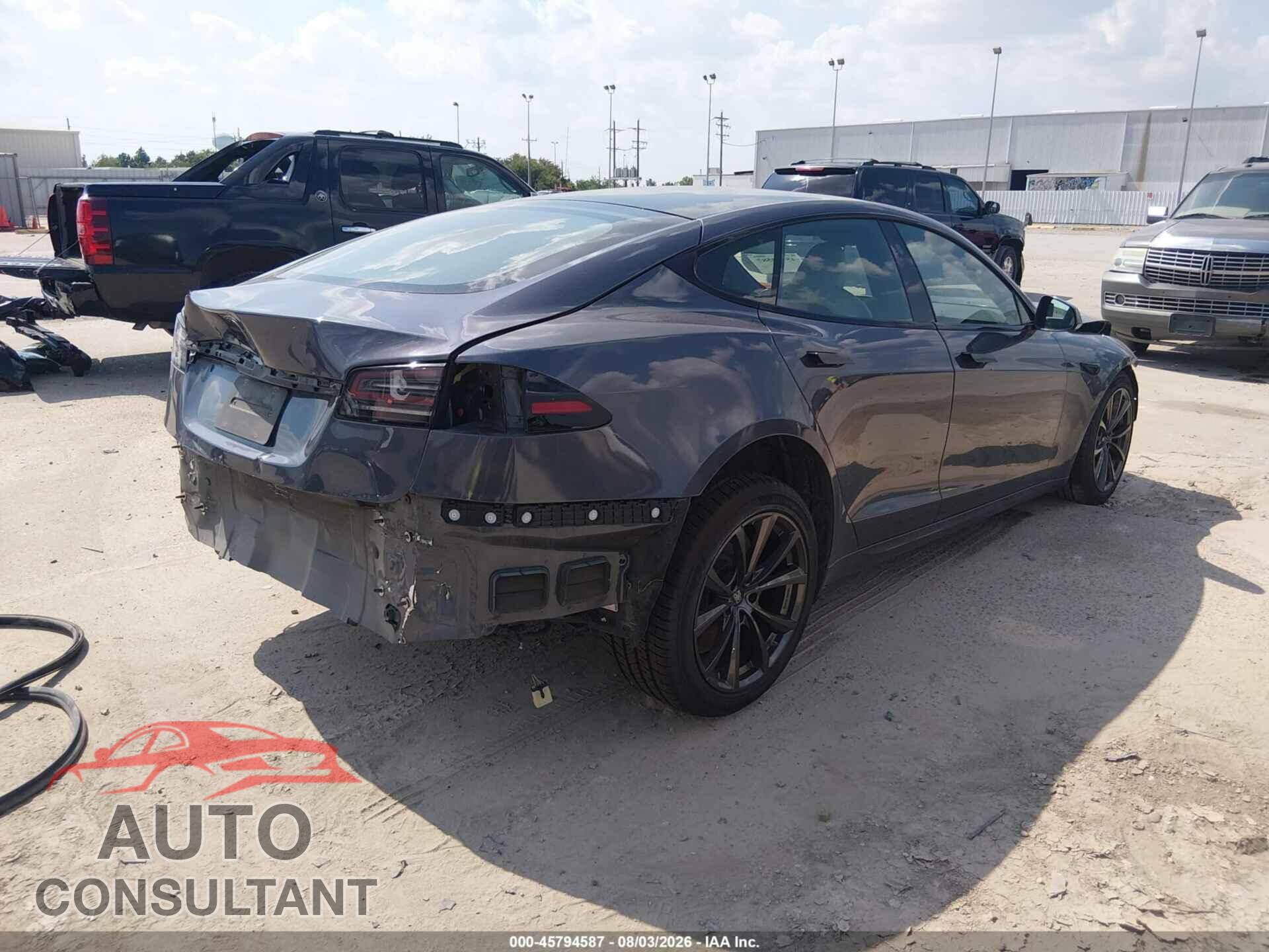 TESLA MODEL S 2022 - 5YJSA1E52NF488747