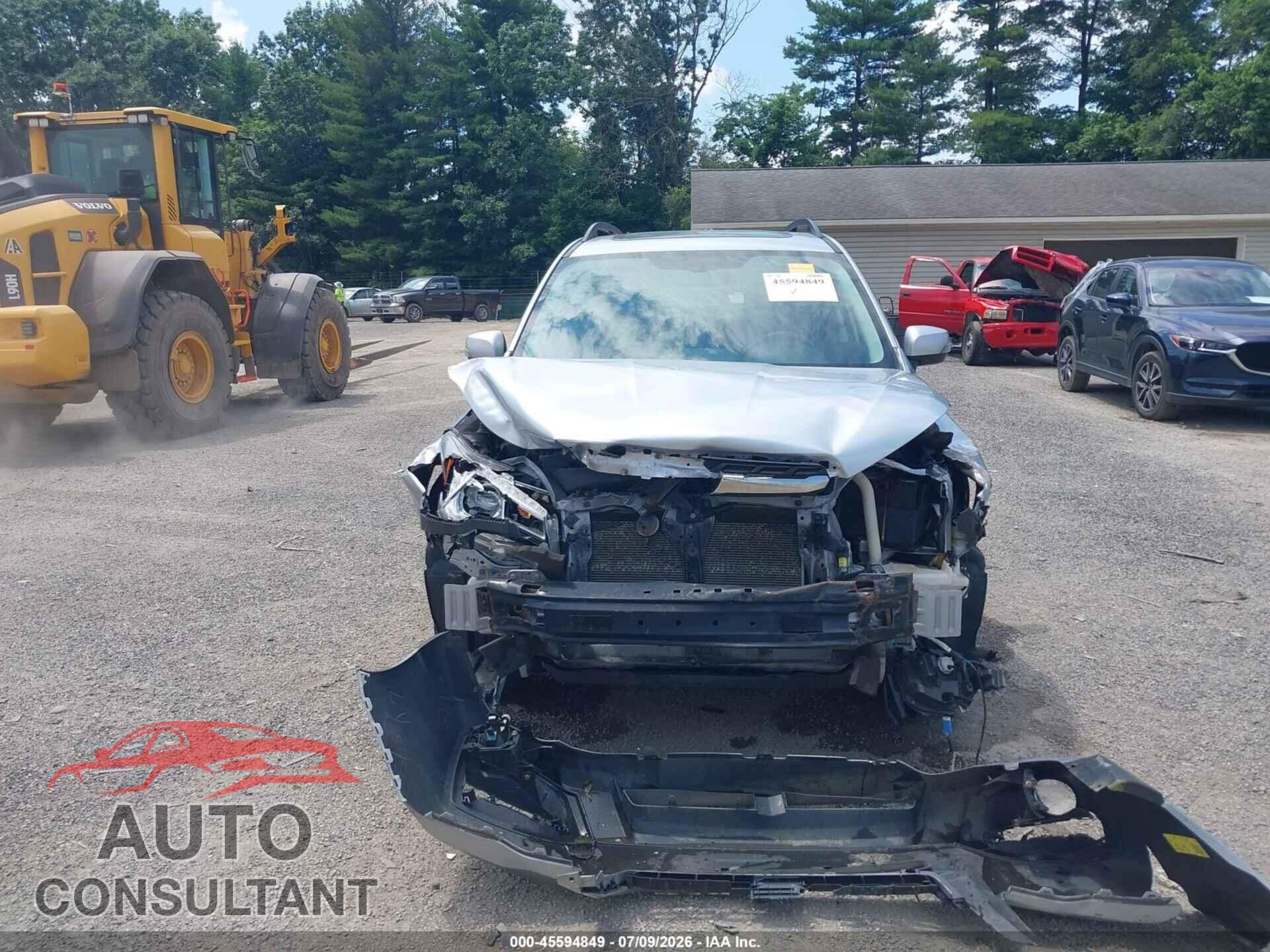 SUBARU FORESTER 2017 - JF2SJATC9HH587900