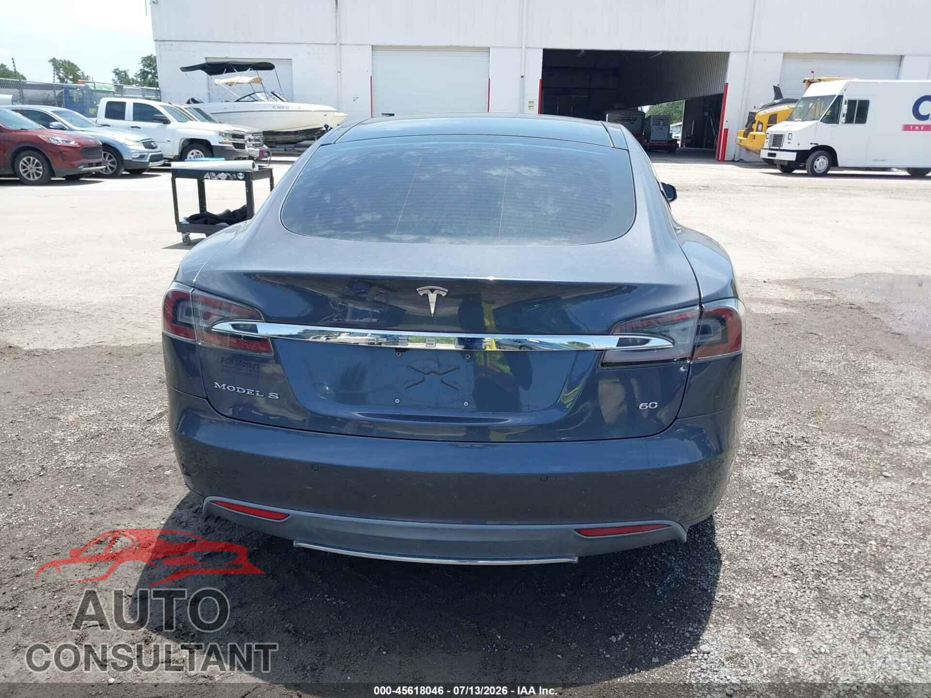 TESLA MODEL S 2014 - 5YJSA1S10EFP56681