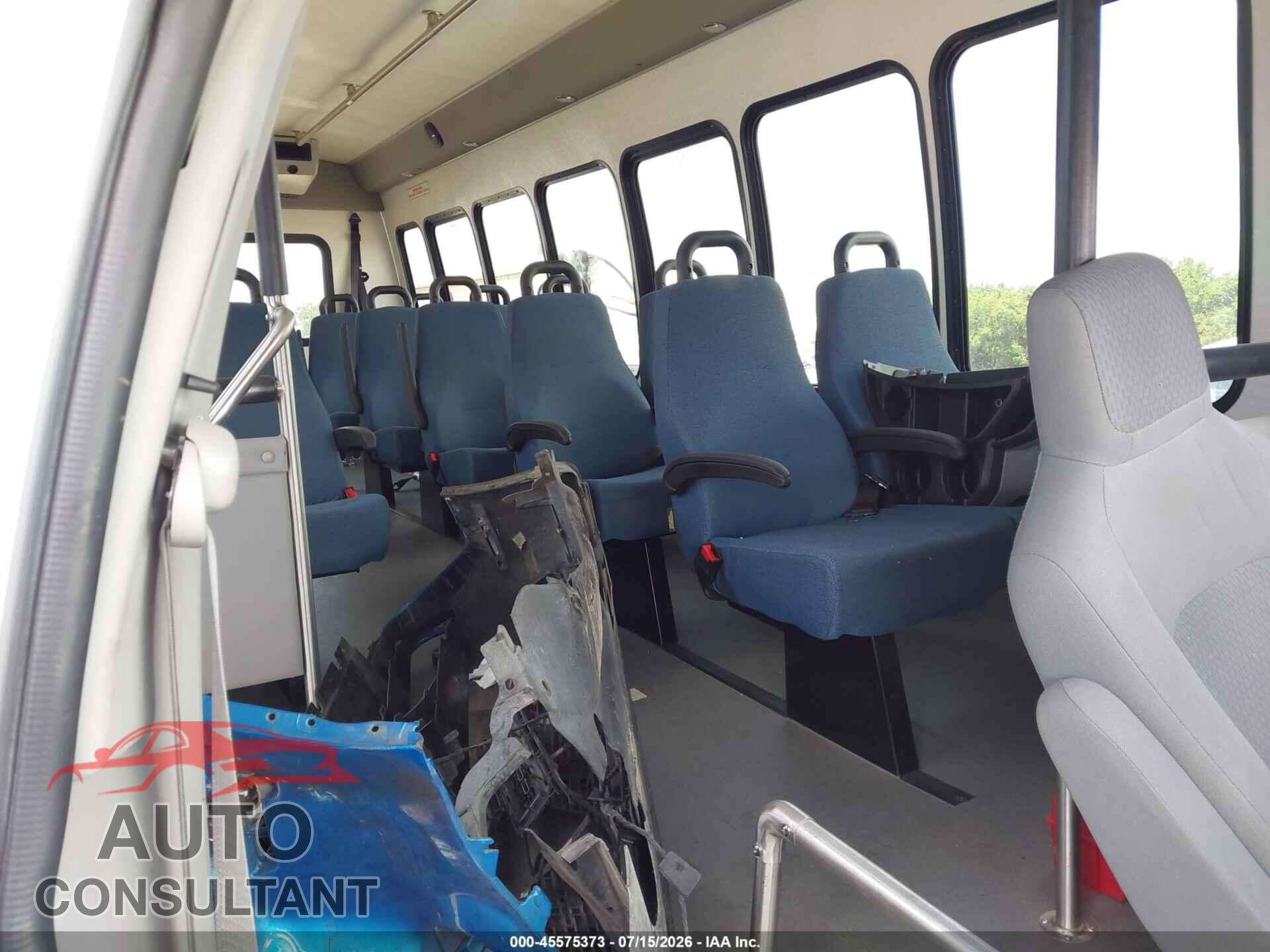FORD E-450 CUTAWAY 2021 - 1FDXE4FNXMDC02266