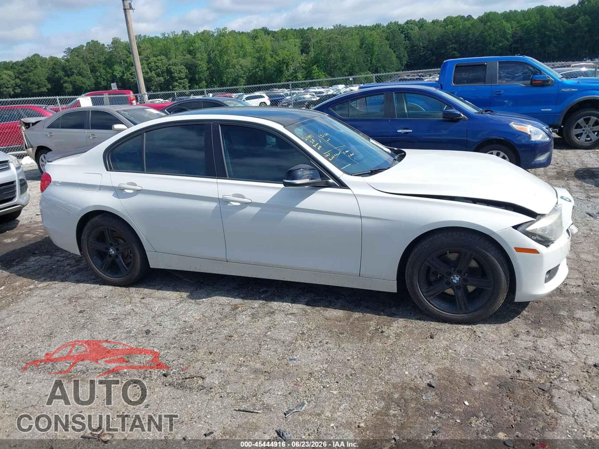 BMW 320I 2015 - WBA3C3G57FNT51679