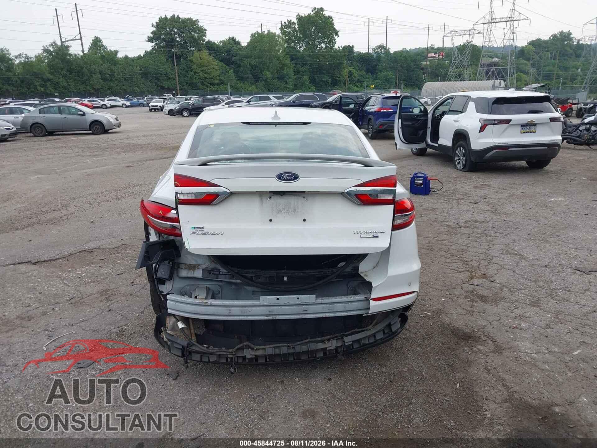 FORD FUSION 2020 - 3FA6P0D95LR117565