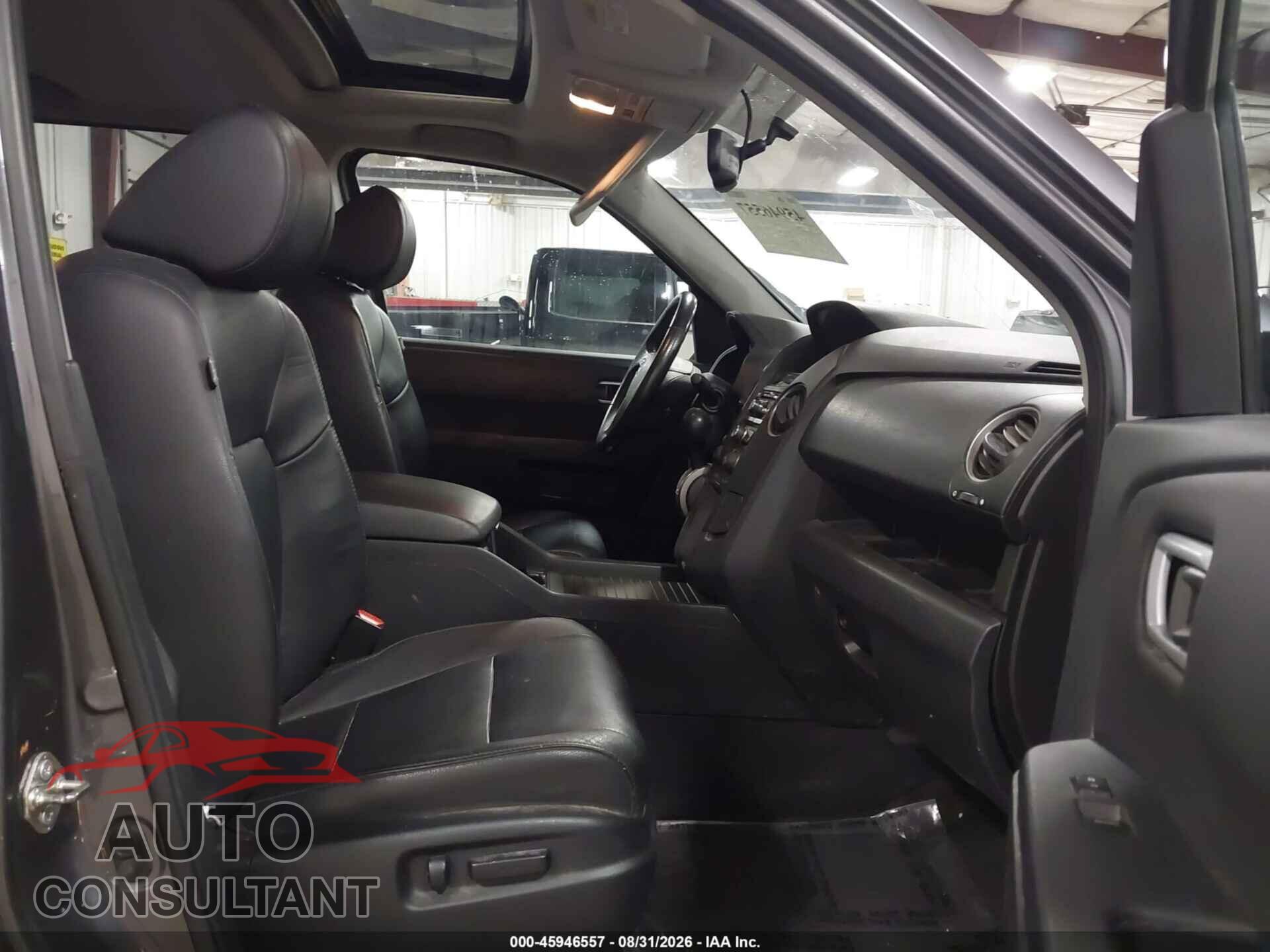 HONDA PILOT 2015 - 5FNYF4H57FB020233