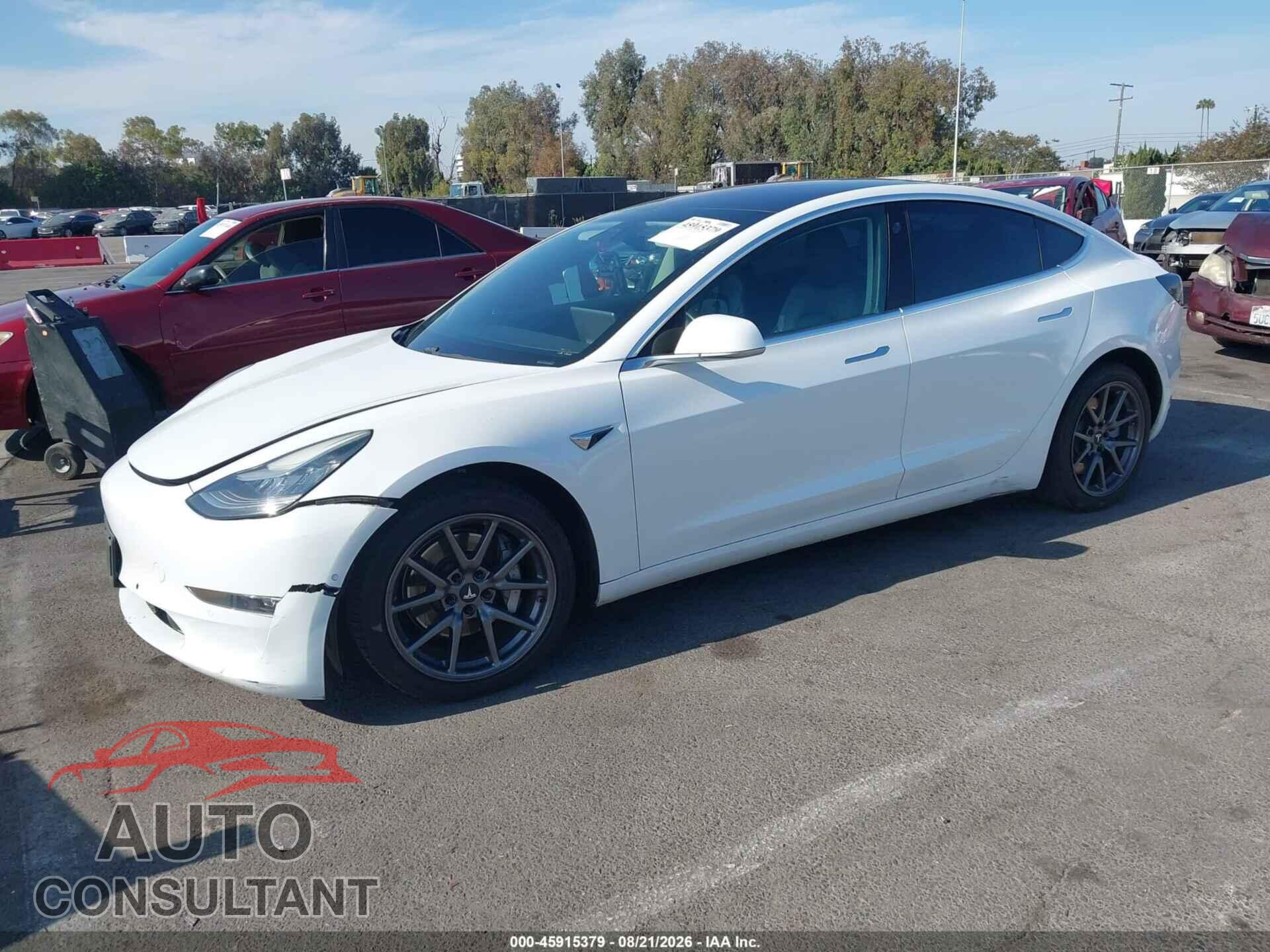 TESLA MODEL 3 2018 - 5YJ3E1EA0JF057579