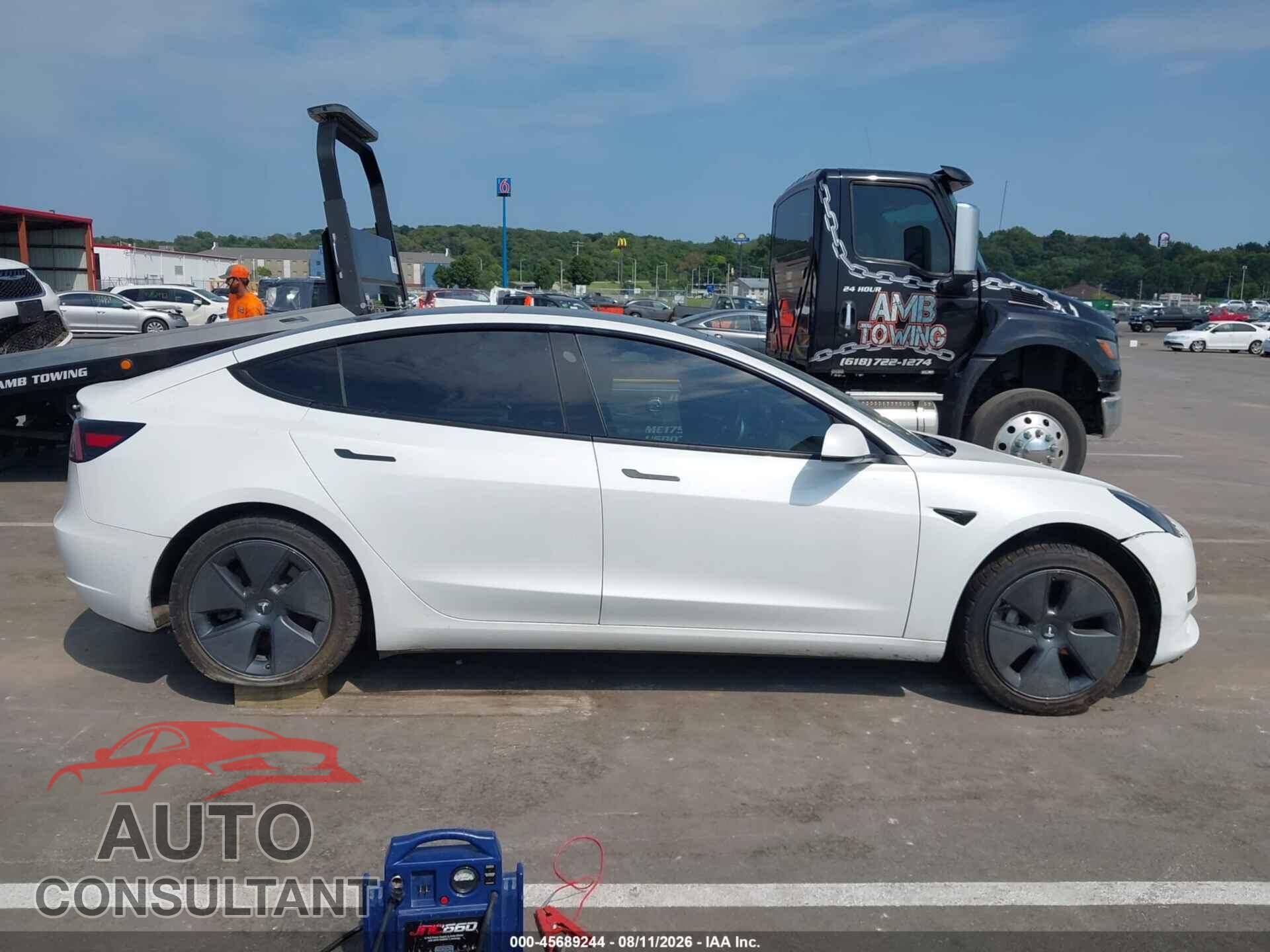 TESLA MODEL 3 2021 - 5YJ3E1EA2MF096422