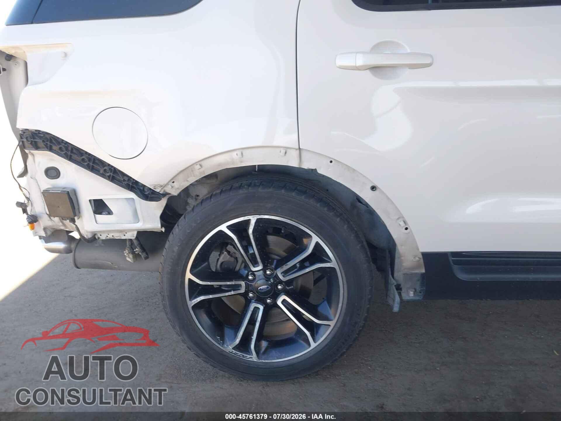 FORD EXPLORER 2015 - 1FM5K8GT3FGA03775