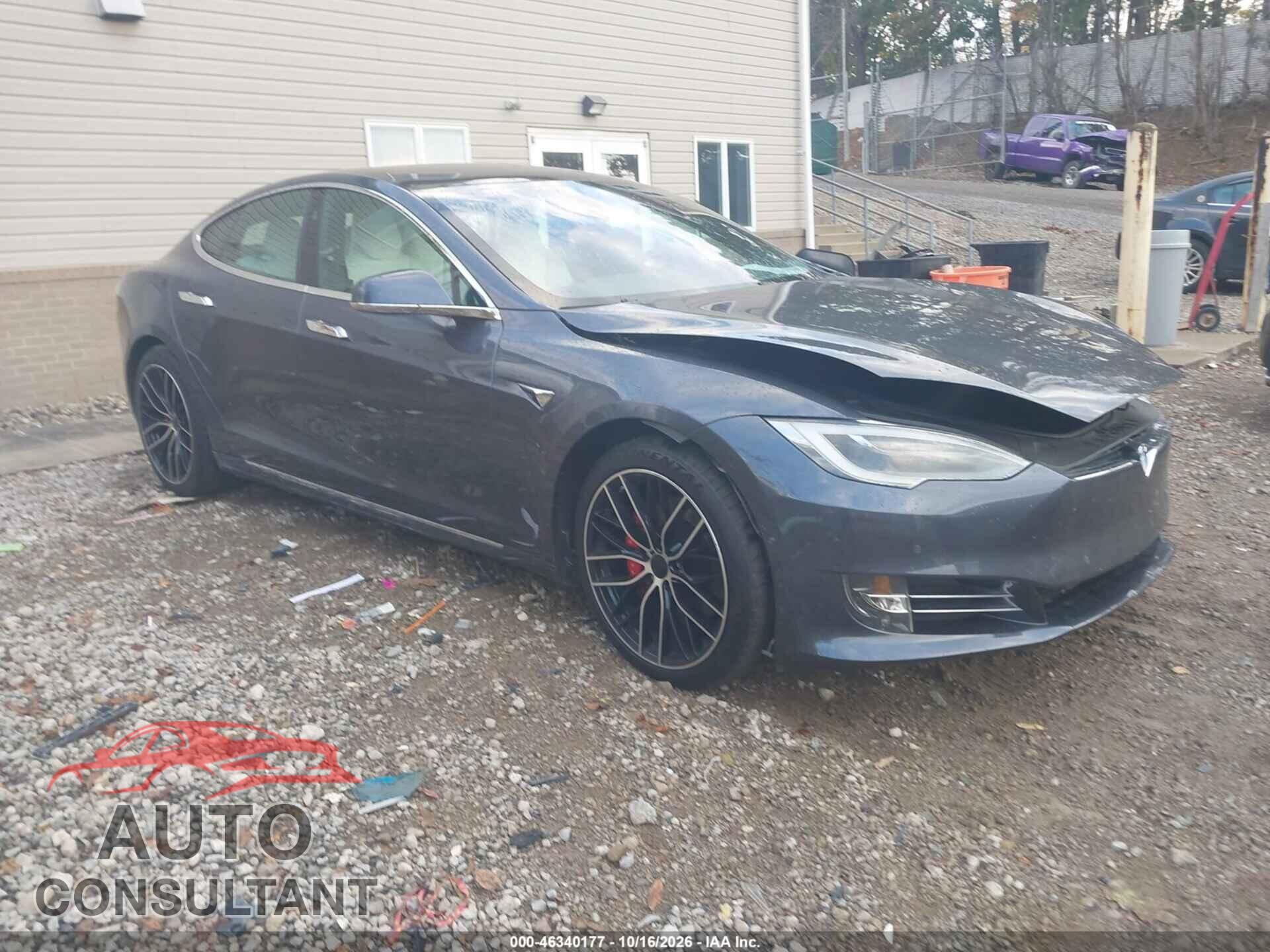 TESLA MODEL S 2018 - 5YJSA1E46JF295468