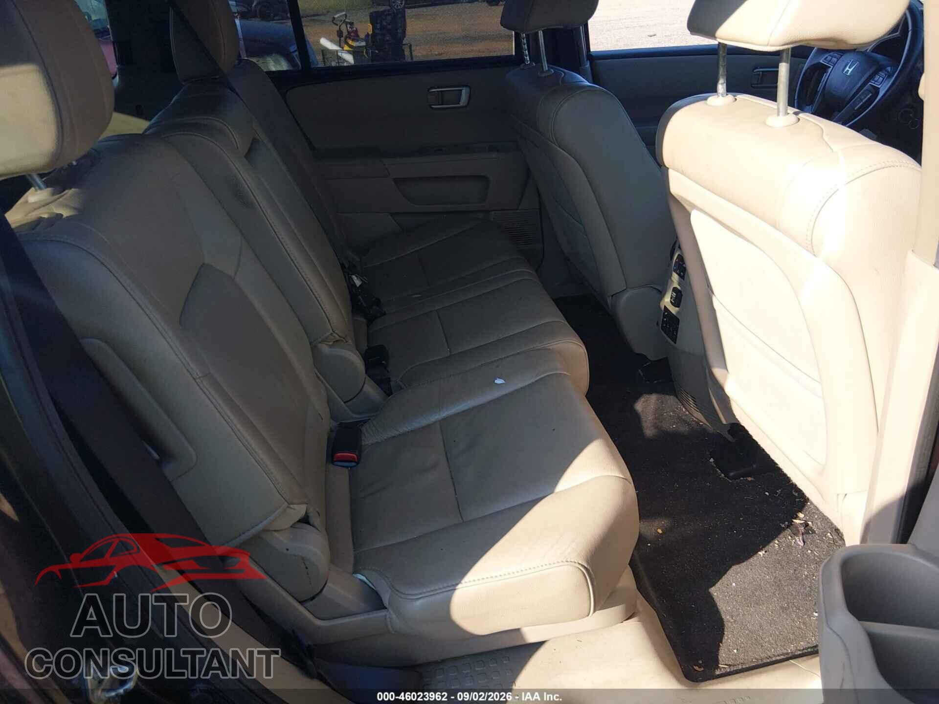 HONDA PILOT 2012 - 5FNYF4H97CB058057