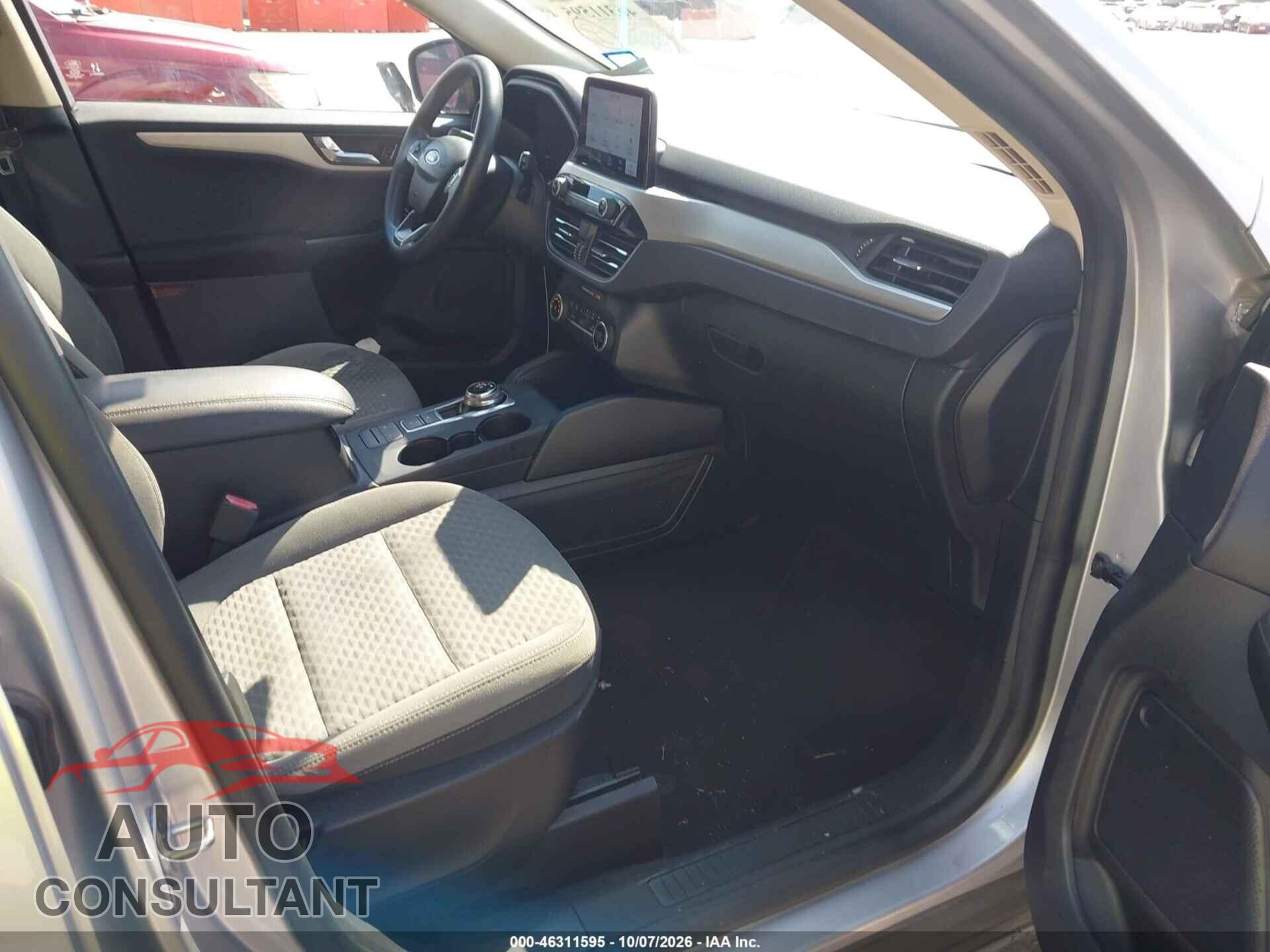 FORD ESCAPE 2020 - 1FMCU9G64LUA48805