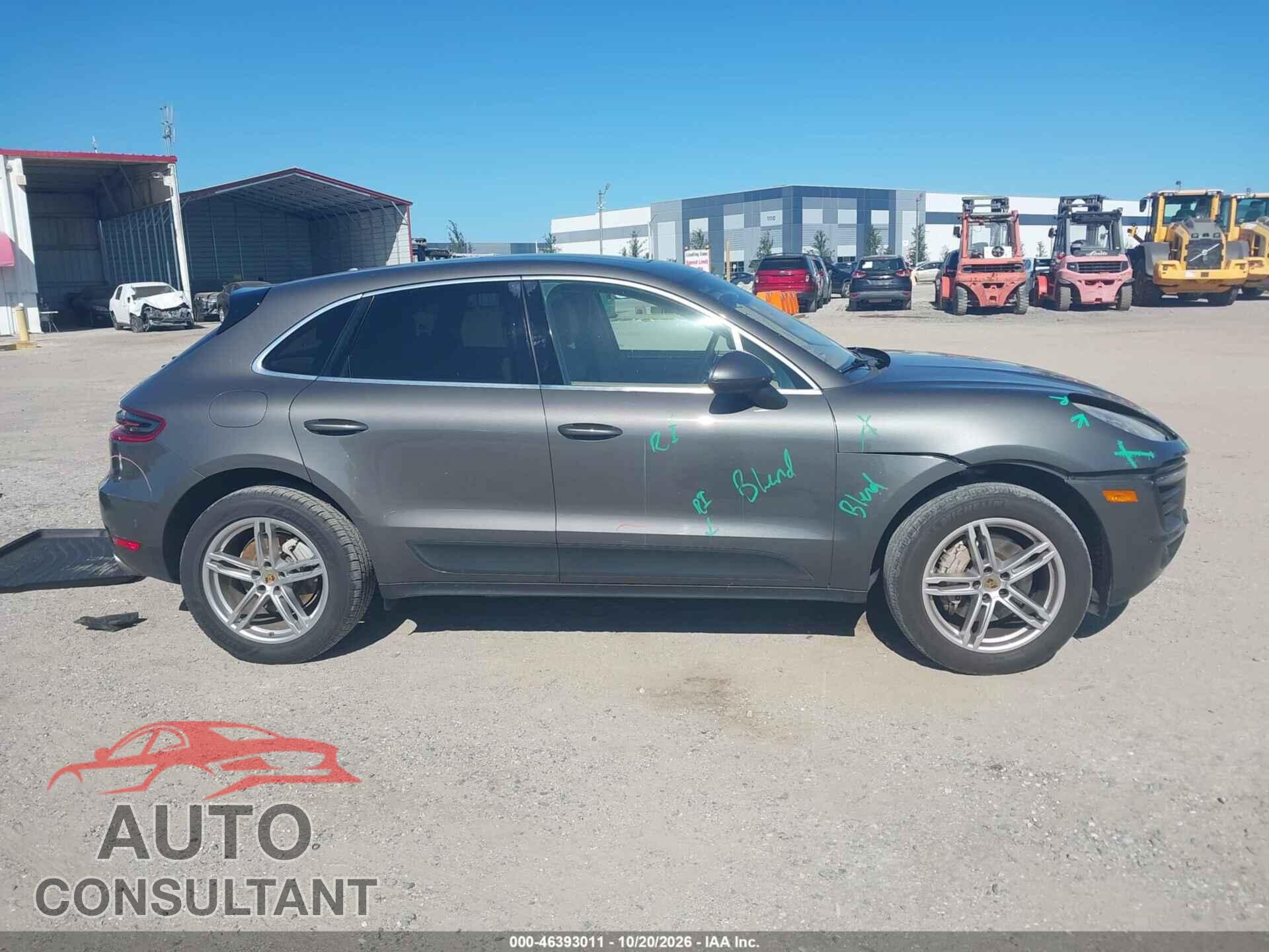 PORSCHE MACAN 2015 - WP1AB2A53FLB50372