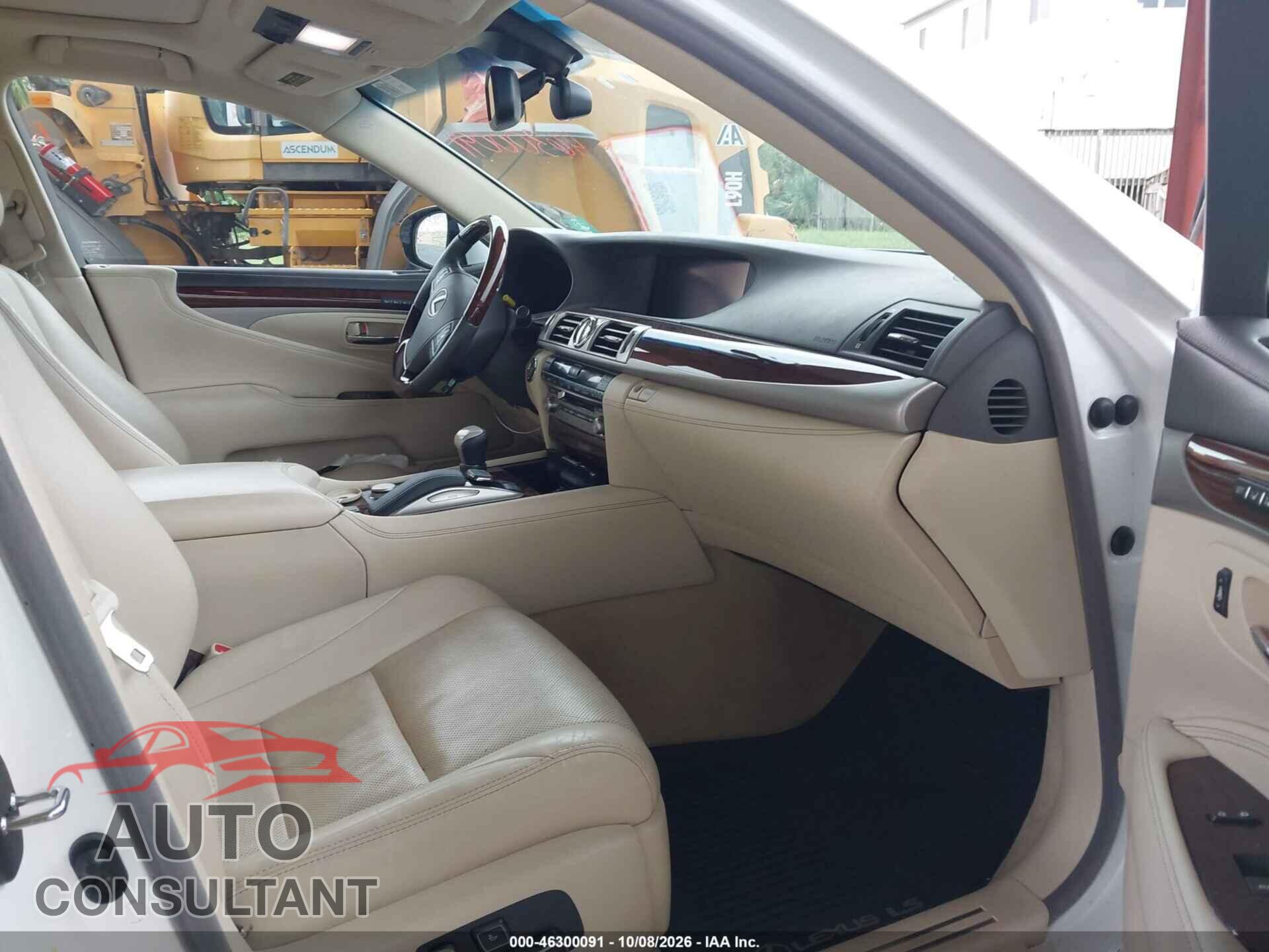 LEXUS LS 460 2017 - JTHBL5EF3H5144620