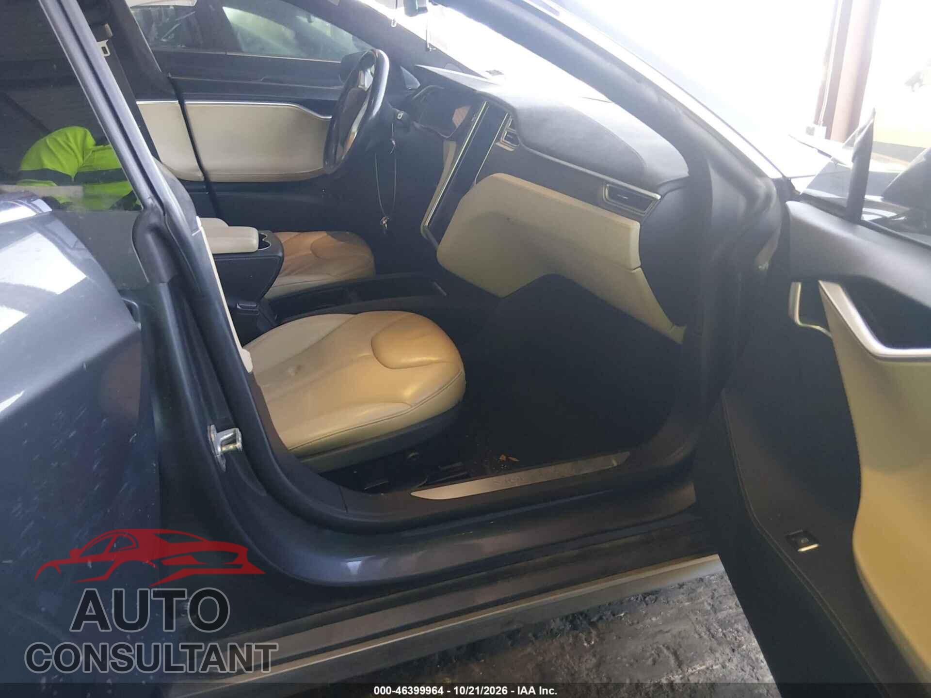 TESLA MODEL S 2015 - 5YJSA1H2XFFP75689
