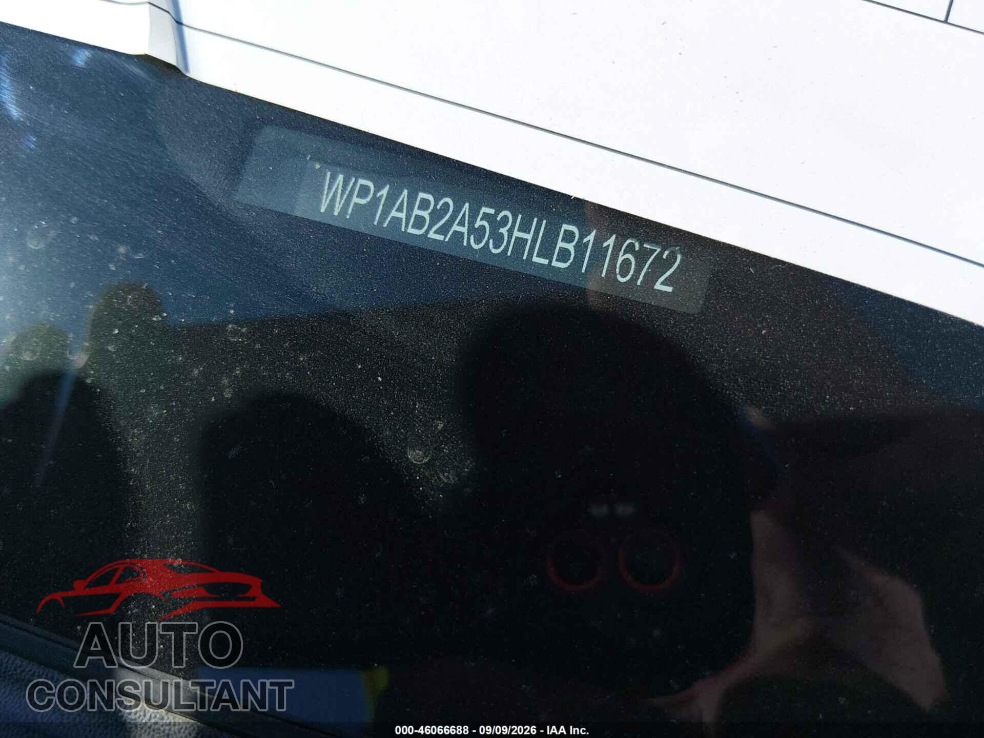 PORSCHE MACAN 2017 - WP1AB2A53HLB11672